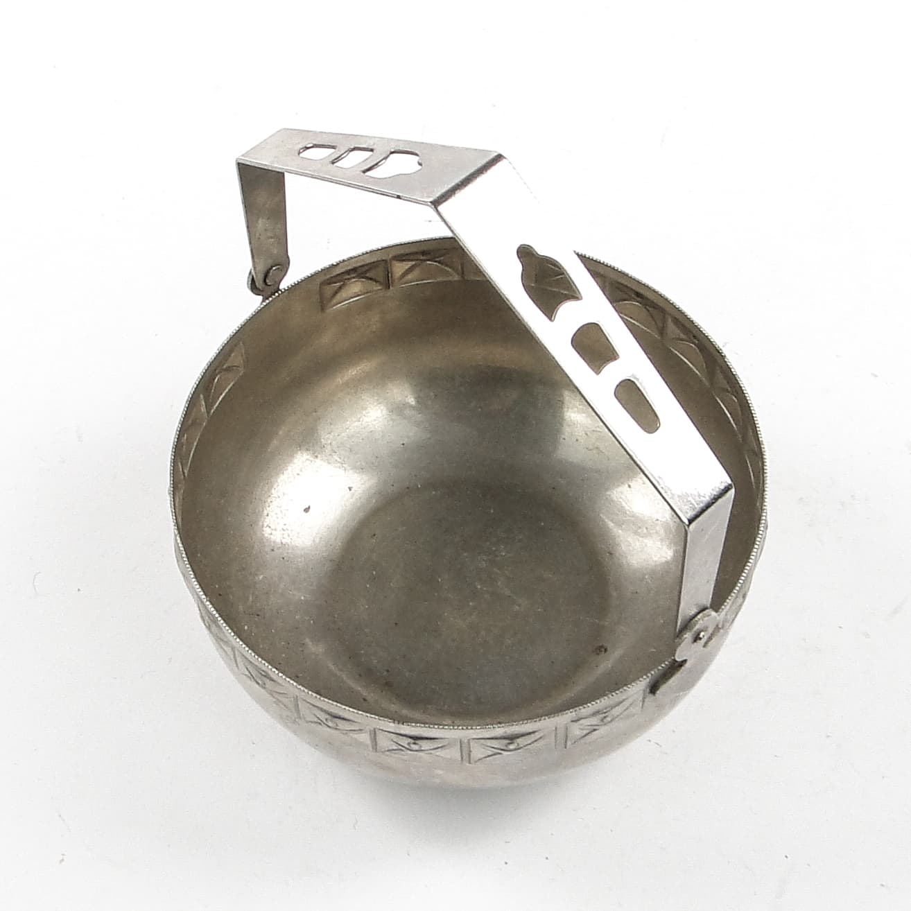 Art Nouveau sugar bowl, silver-plated brass, Sweden, early 20th c. - 105422