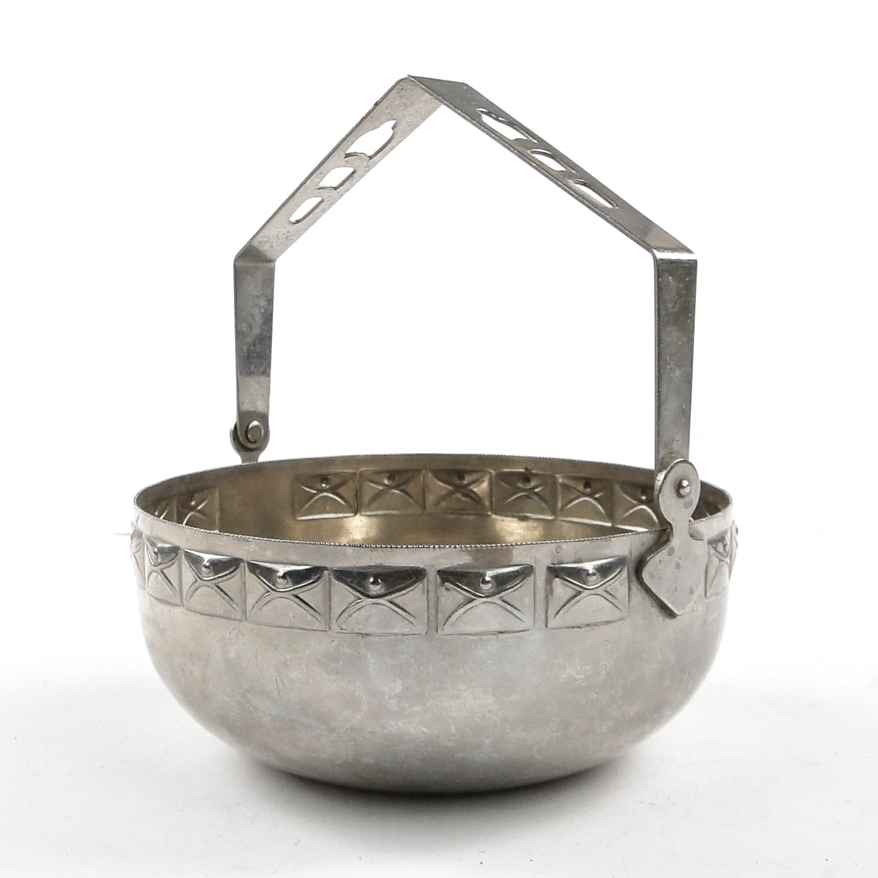 Art Nouveau sugar bowl, silver-plated brass, Sweden, early 20th c. - 105423