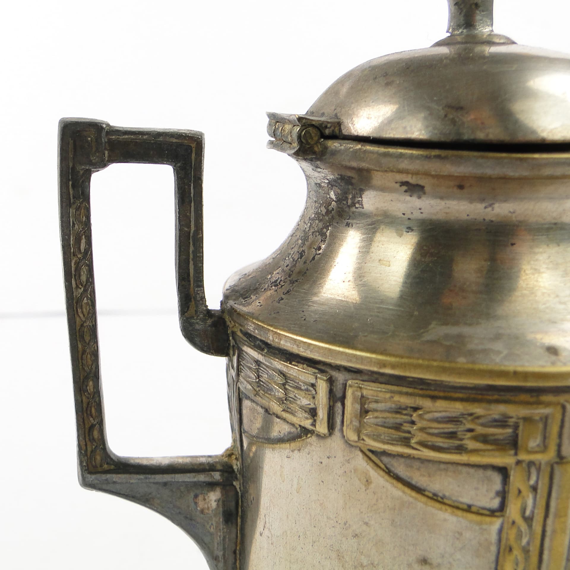 Art Nouveau oil jug, silver-plated brass, pewter, Germany, early 20th c. - 105638