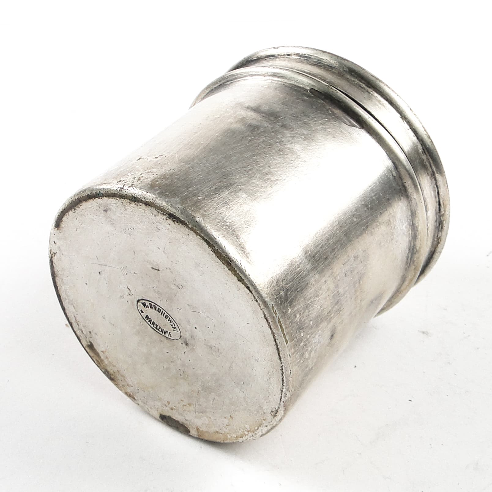 Eclectic pill box, silver-plated brass, Bronowski, Poland, 19th c. - 105648
