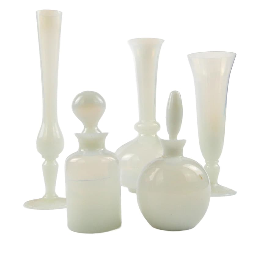 Fiorentina toilet set, mid-century modern, opaline glass, Italy, 1950s.