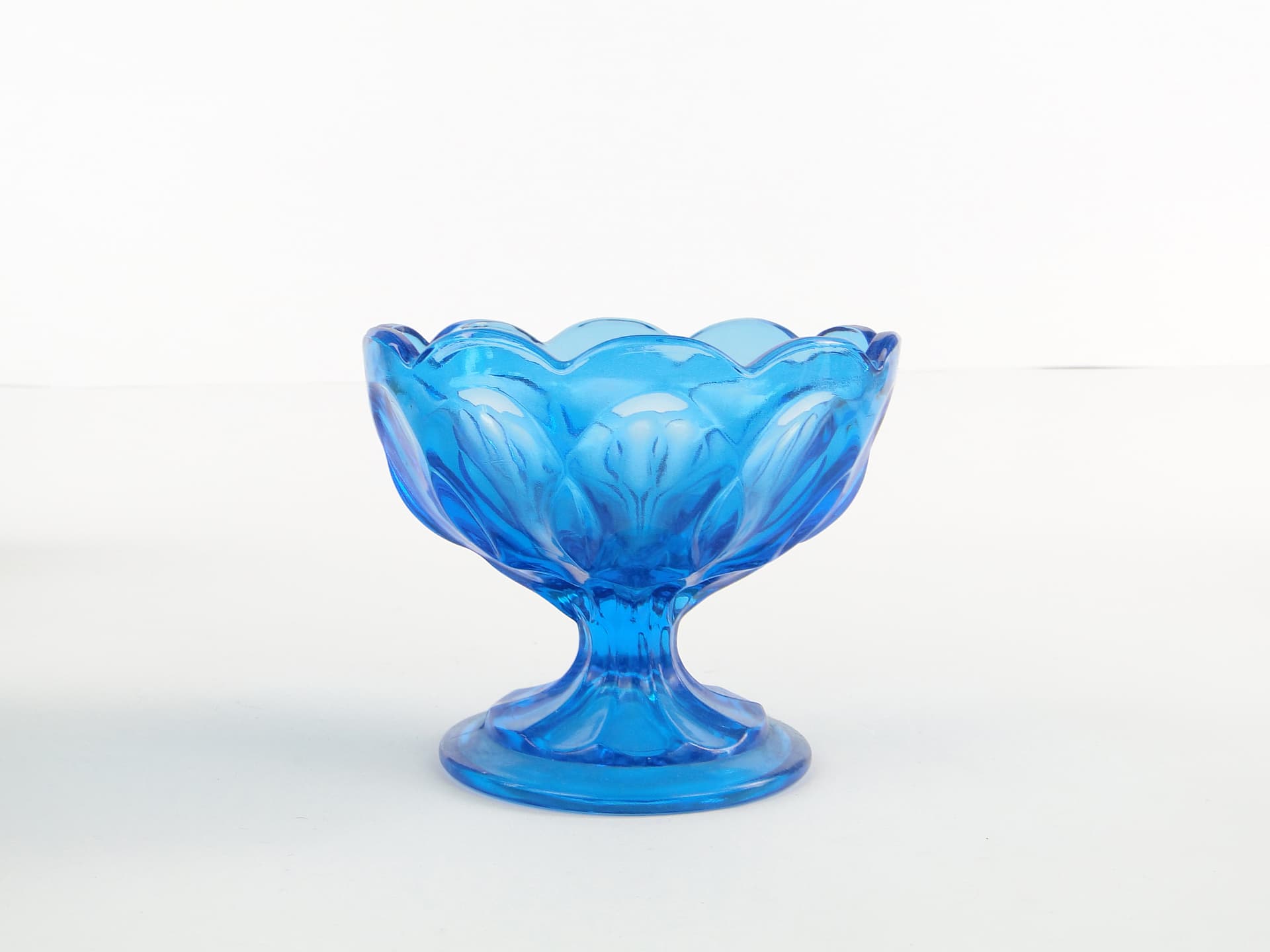 Ring Around compote, mid-century modern, pressed glass, Ząbkowice, Poland, 1950s. - 105892