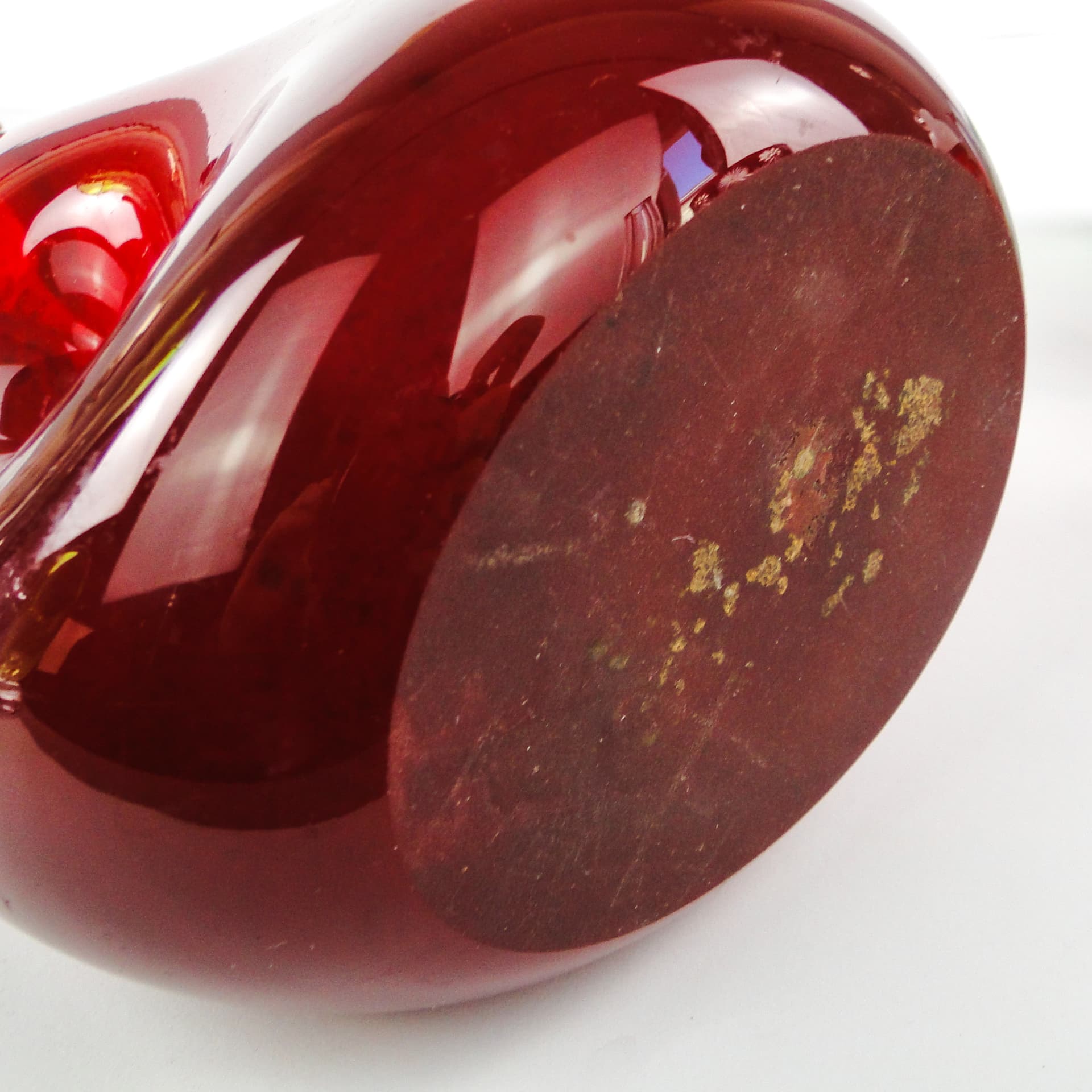 Wazon mid-century modern, szkło czerwone, Polska, lata 70. - 105998