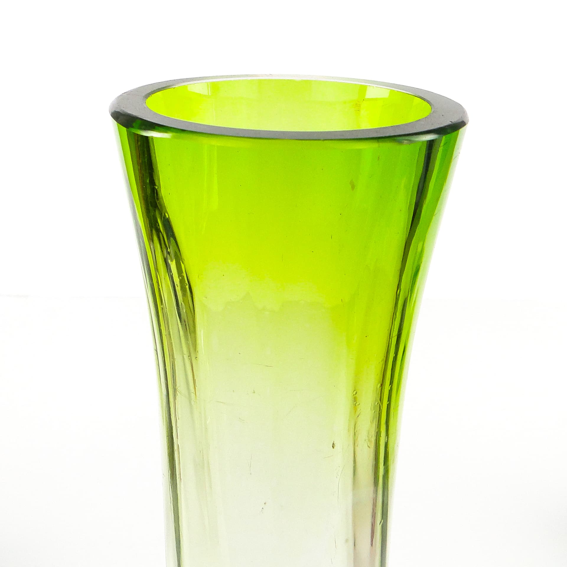 Art Nouveau vase, green glass, France, early 20th c. - 106026