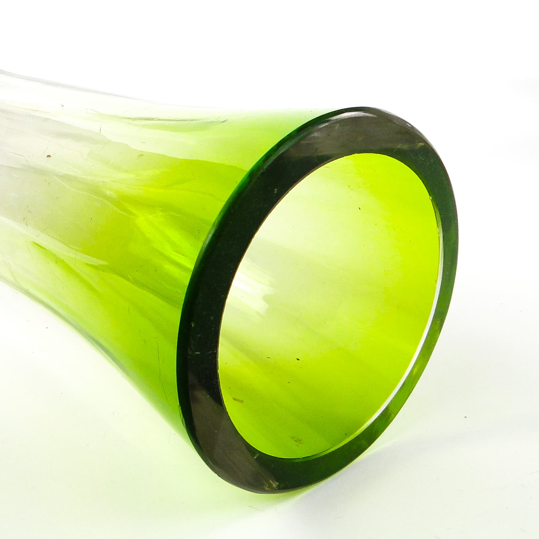 Art Nouveau vase, green glass, France, early 20th c. - 106033