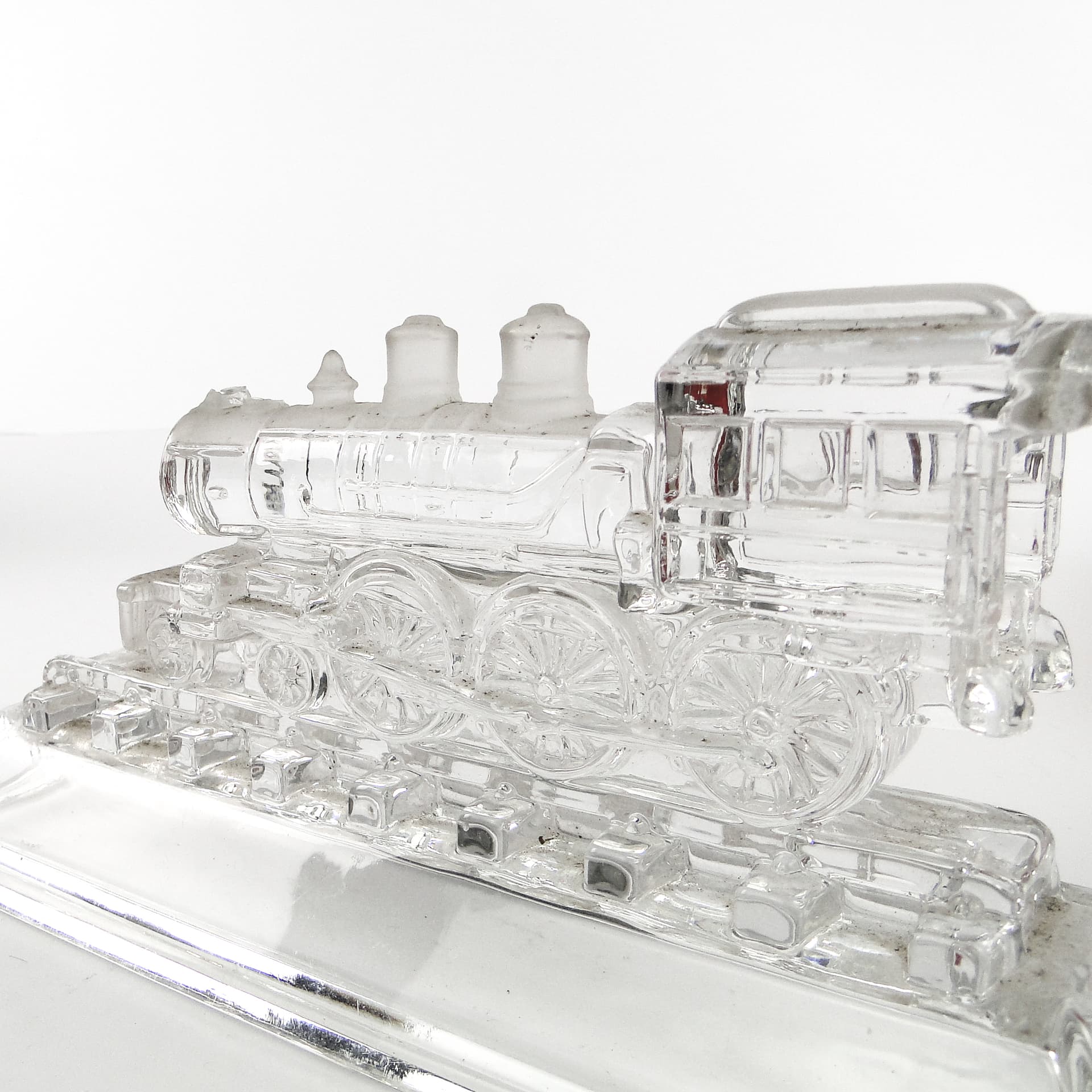 Art Deco Desk Plinth Locomotive, Pressed Transparent Glass, United Kingdom, 1950s - 106168