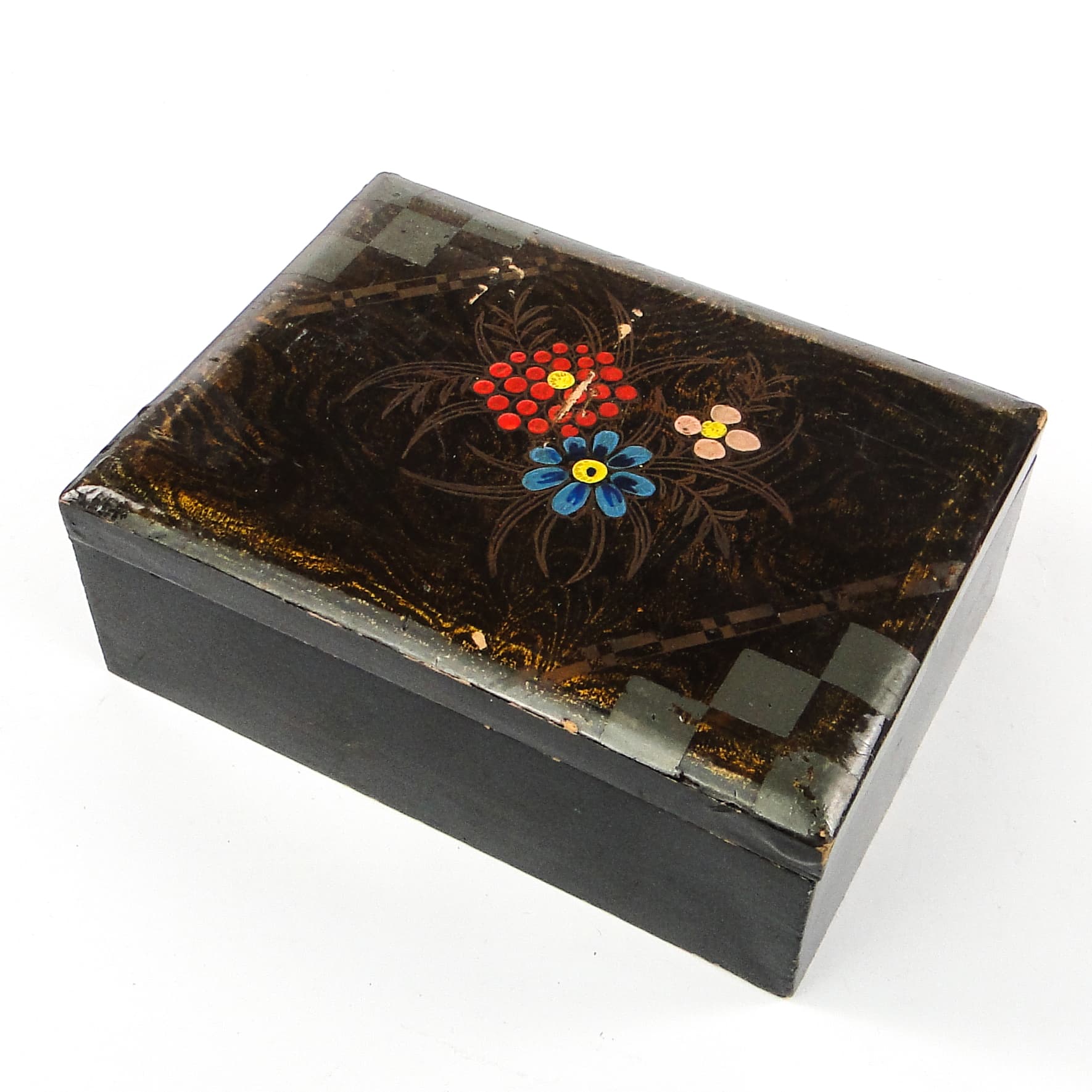 Box, Oriental, lacquered wood, Japan, early 20th c. - 106287