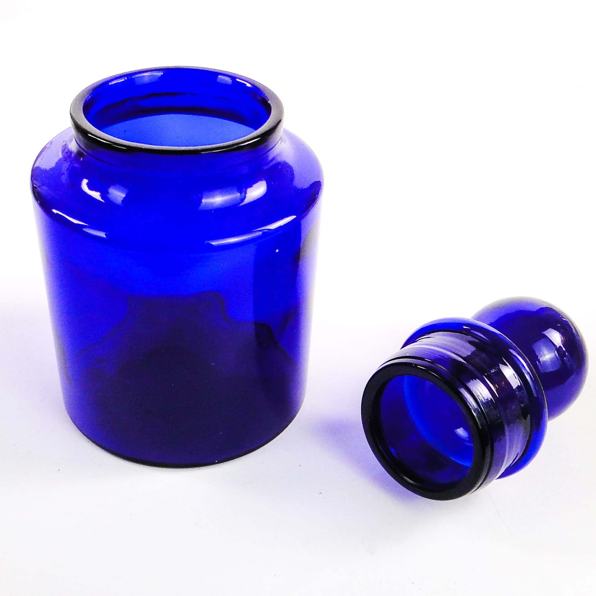 Mid-Century Modern bonbonniere, cobalt blue glass, by M. Gołogórski, Poland, 1970s. - 106526