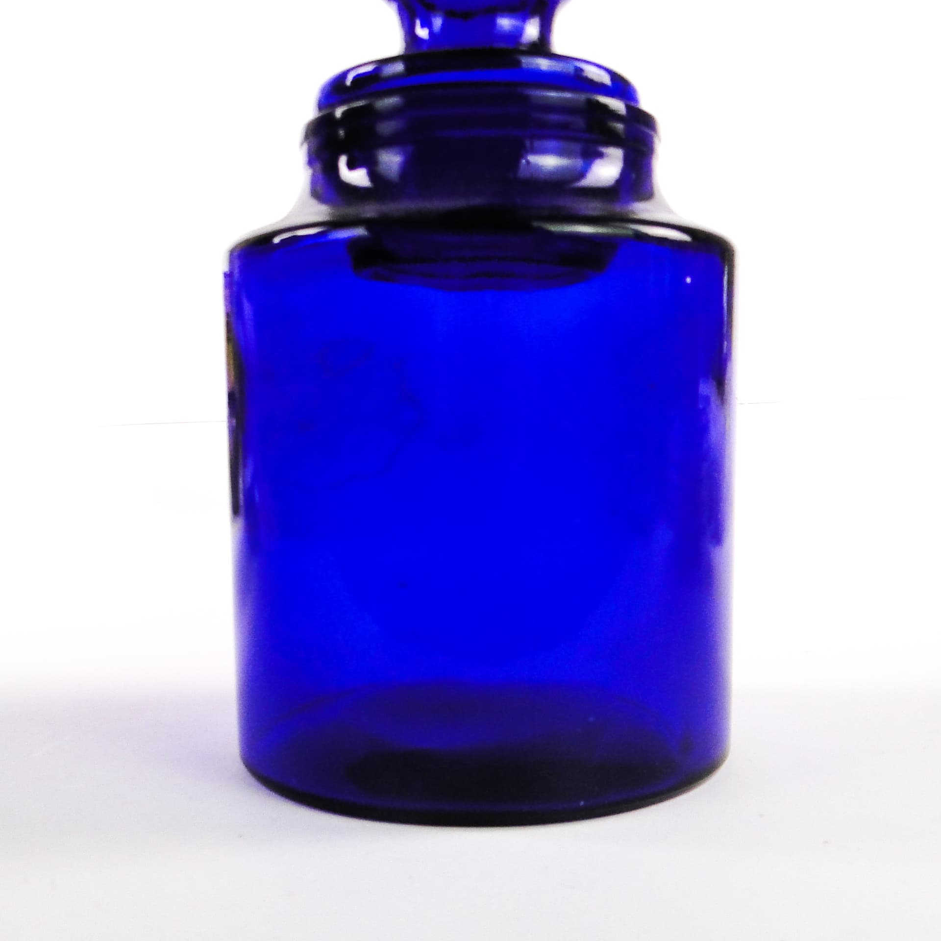Mid-Century Modern bonbonniere, cobalt blue glass, by M. Gołogórski, Poland, 1970s. - 106525
