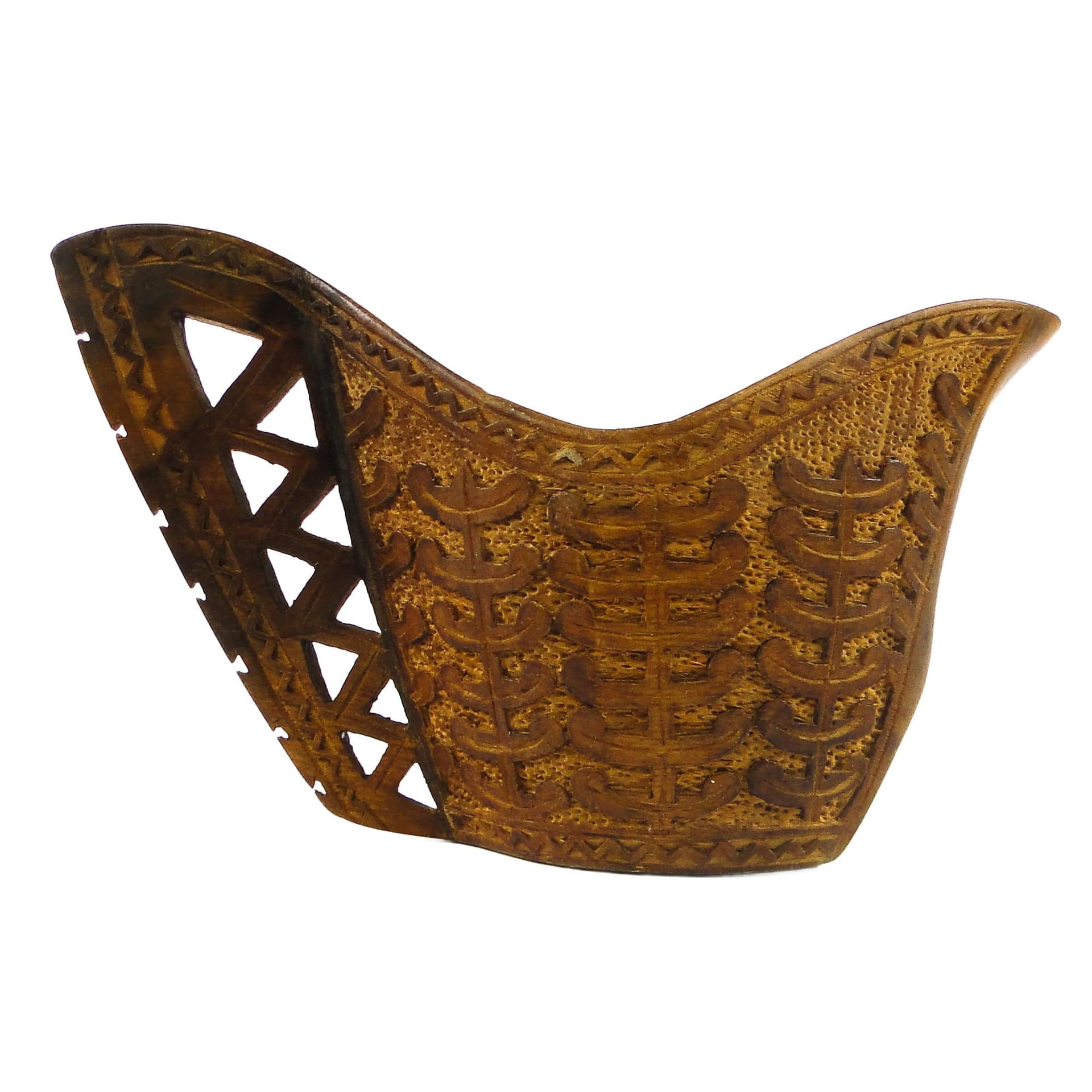 Hutsul milk jug, Art Nouveau, walnut, Poland, early 20th c.