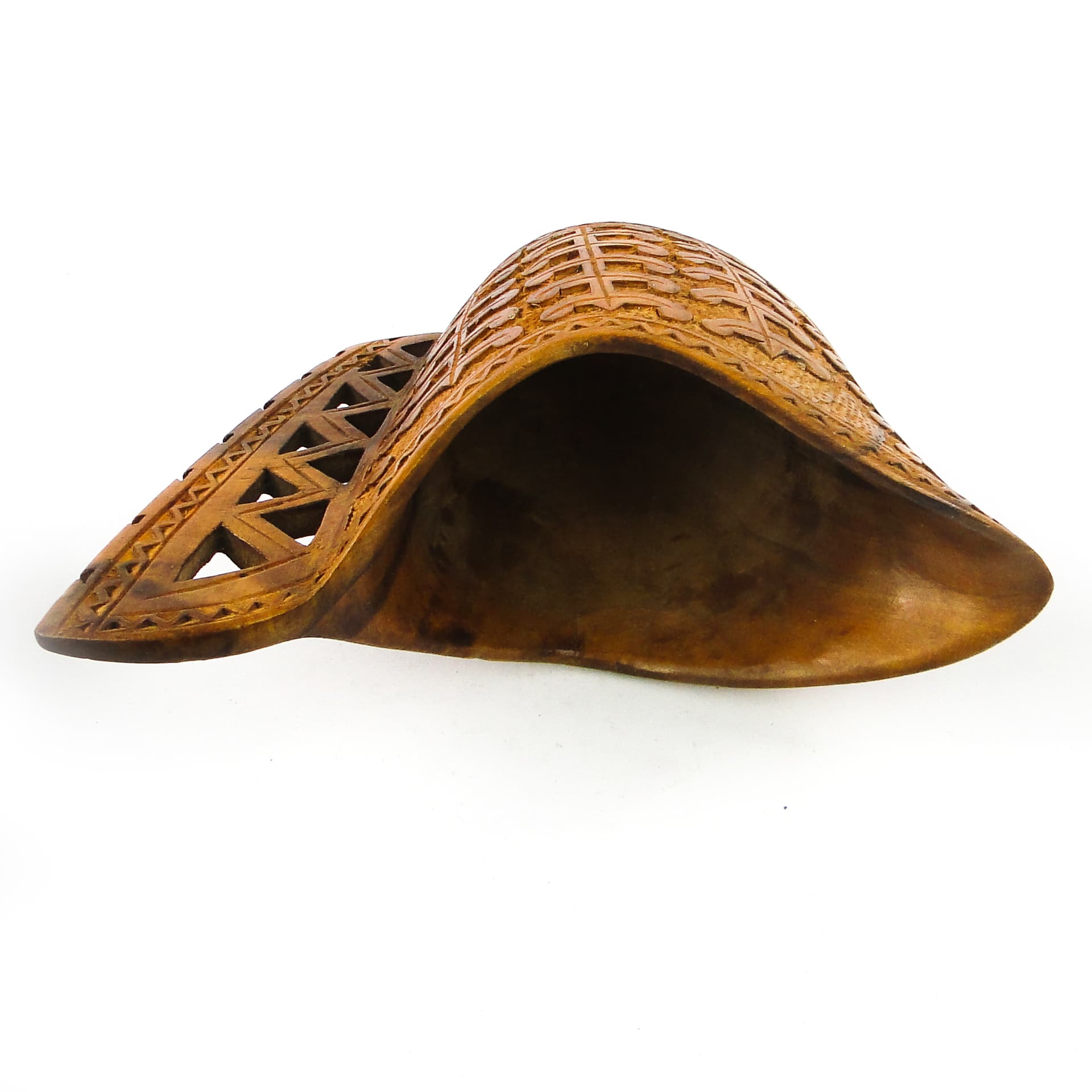 Hutsul milk jug, Art Nouveau, walnut, Poland, early 20th c. - 106749