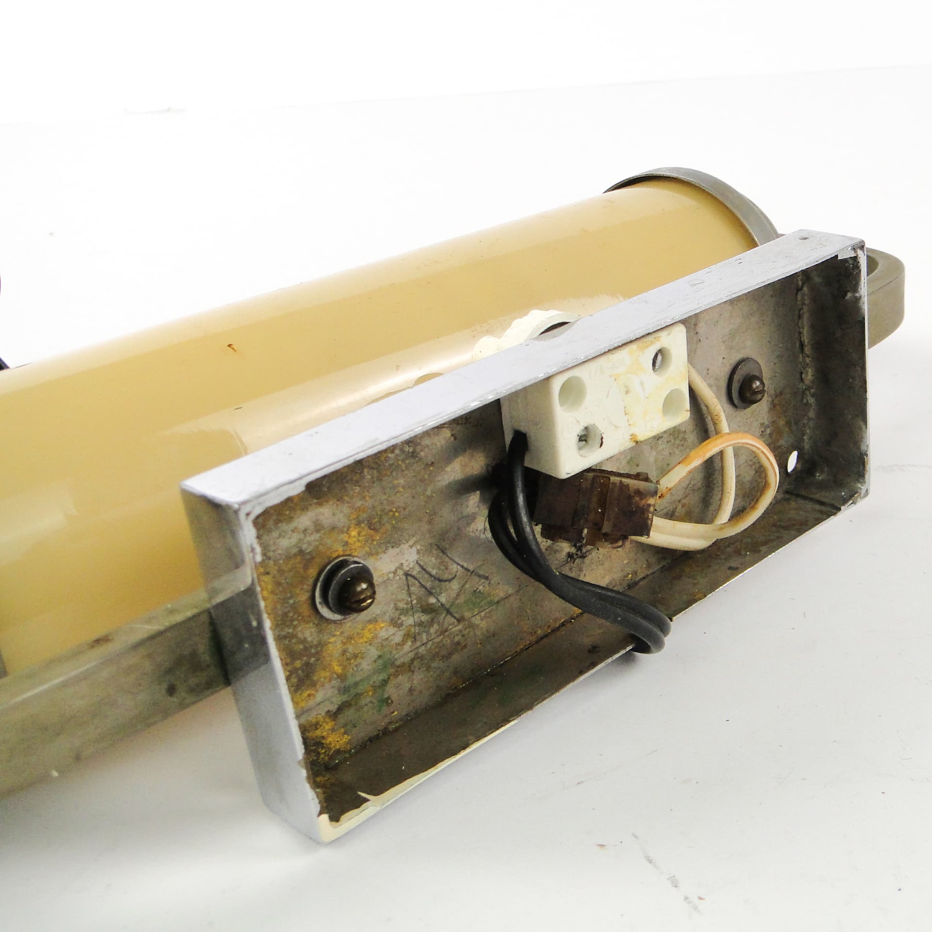 Art Deco wall sconce, functionalism, chrome-plated brass, Czechoslovakia, 1950s. - 106847