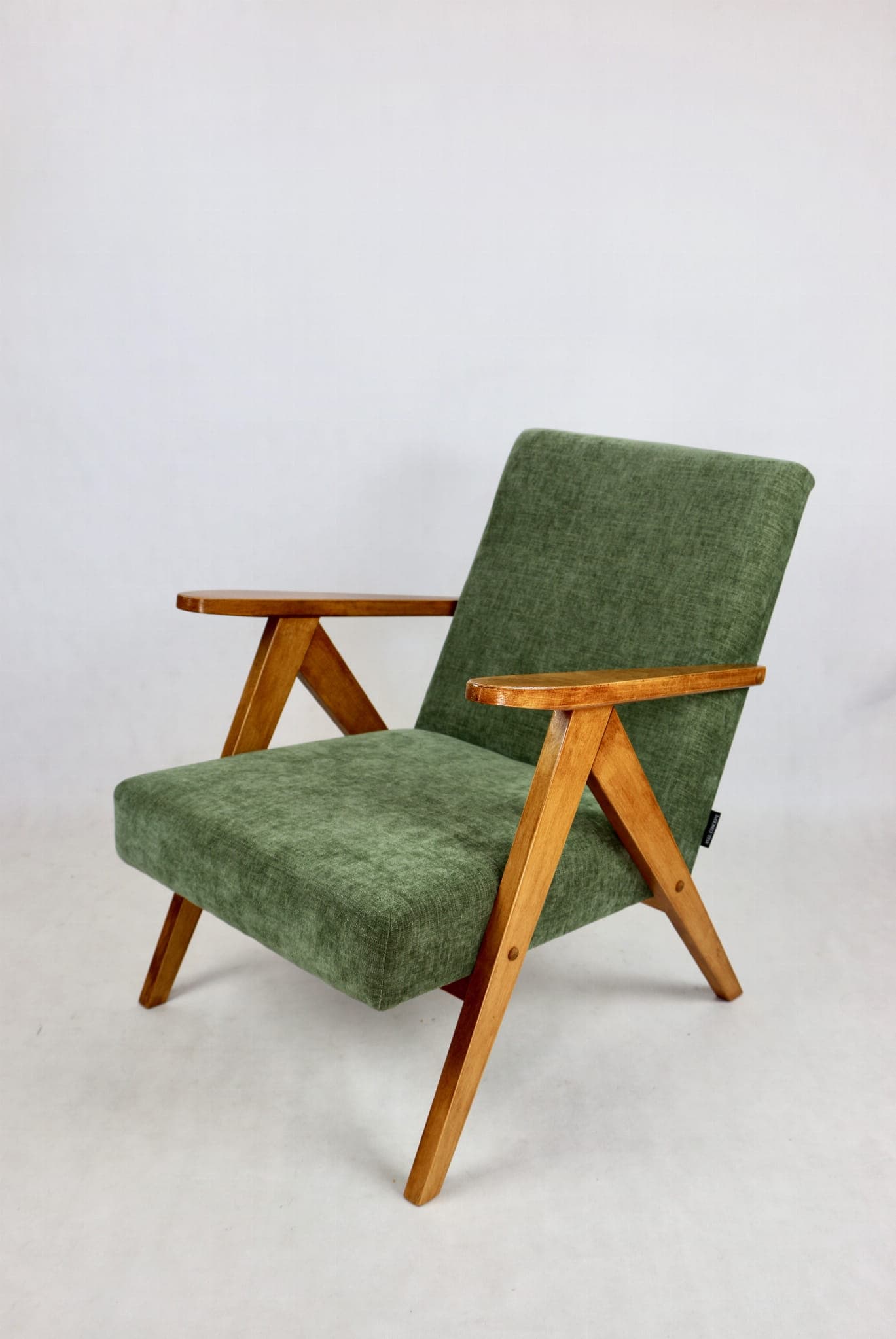 Armchair B-310 VAR, olive green, light wood, Poland, 1970s. - 107955