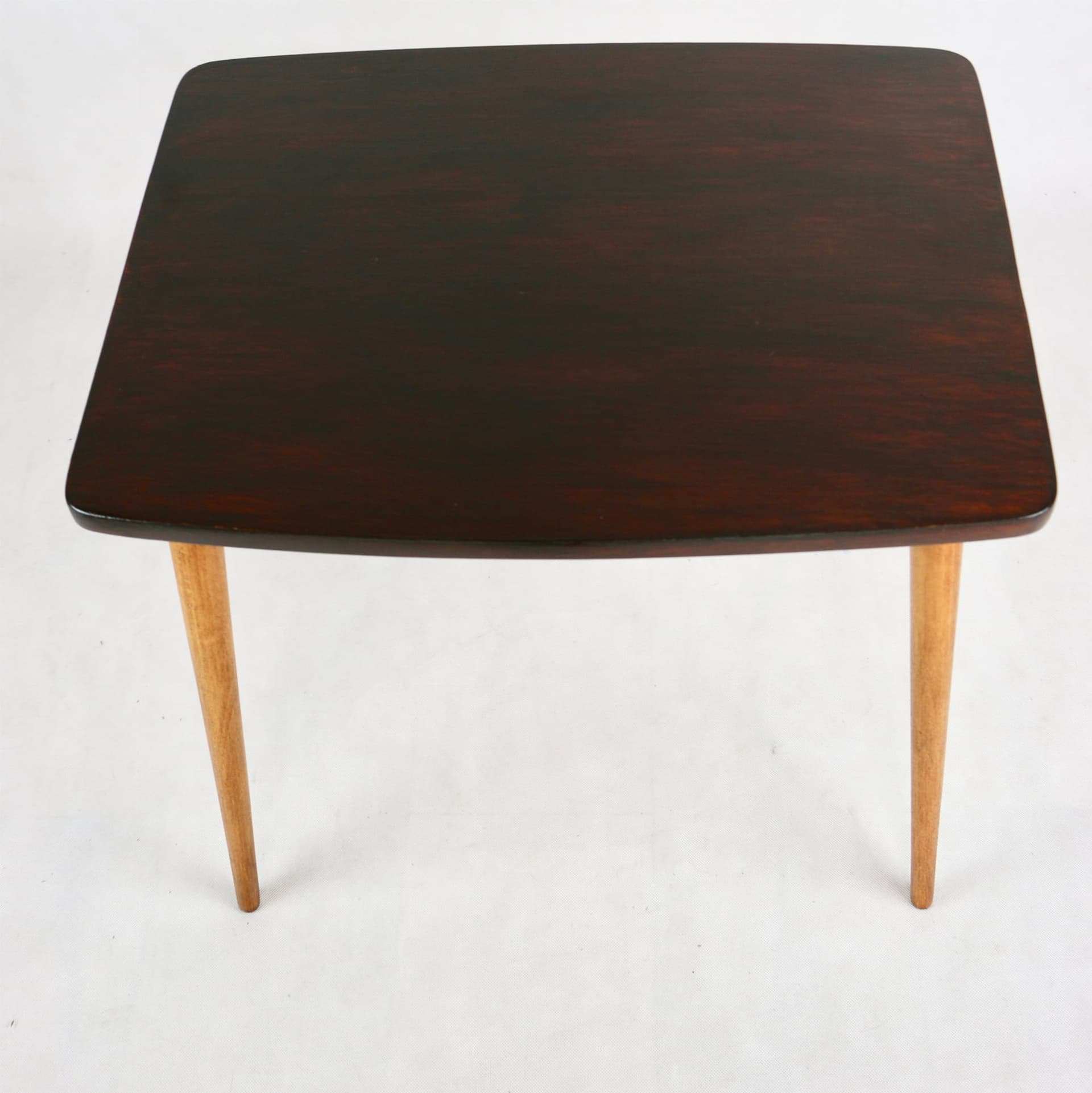 Stolik kawowy, brązowy ciemny, drewno, Polska, lata 70. - 107911