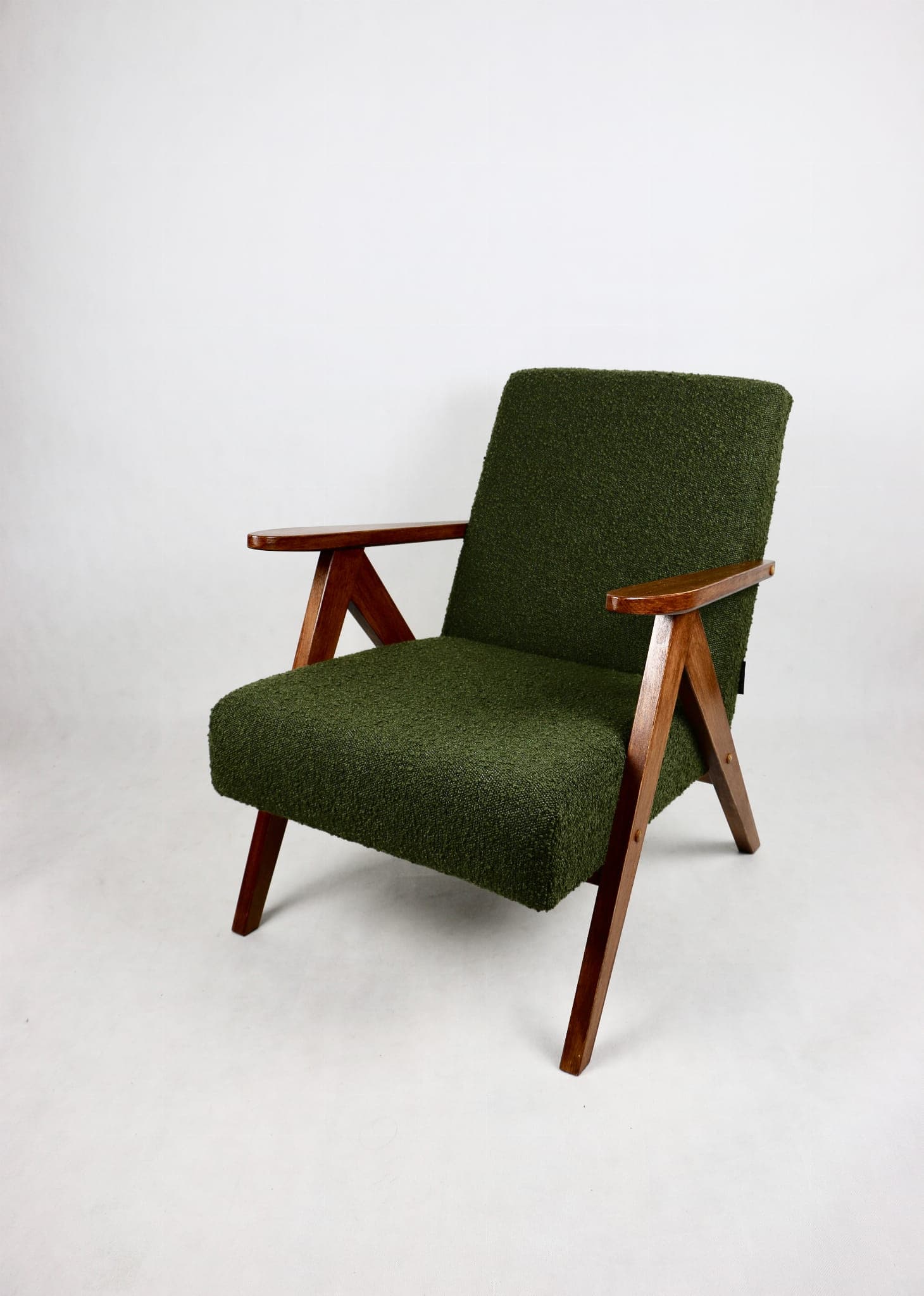 Armchair VAR B-310, olive bouclé, oak, Poland, 1970s. - 107834