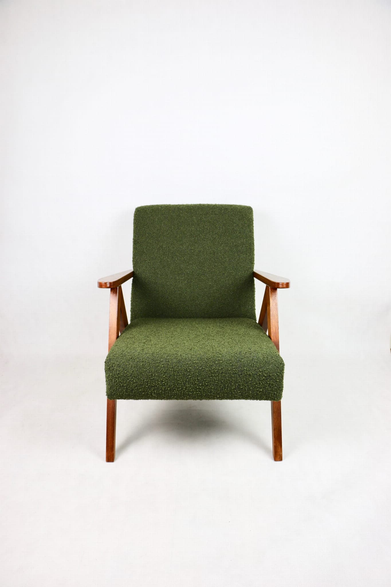 Armchair VAR B-310, olive bouclé, oak, Poland, 1970s. - 107827