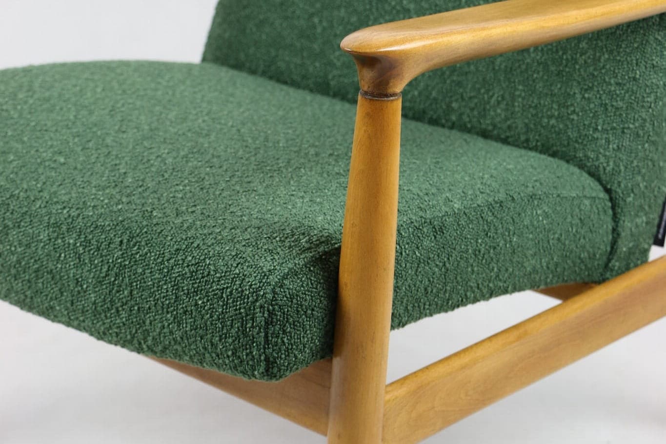 Fotel GFM-64, zielony bouclé, proj. E. Homa, Polska, lata 70. - 107696