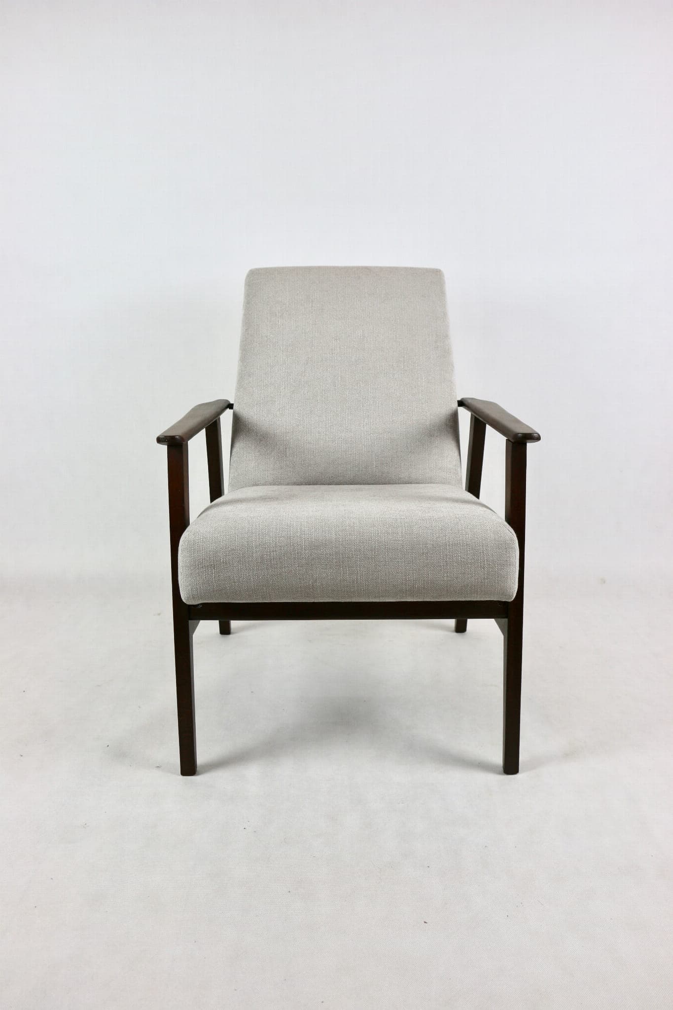 Fotel Lis, jasnoszary, drewno orzech, proj. H. Lis, Polska, lata 70. - 107490