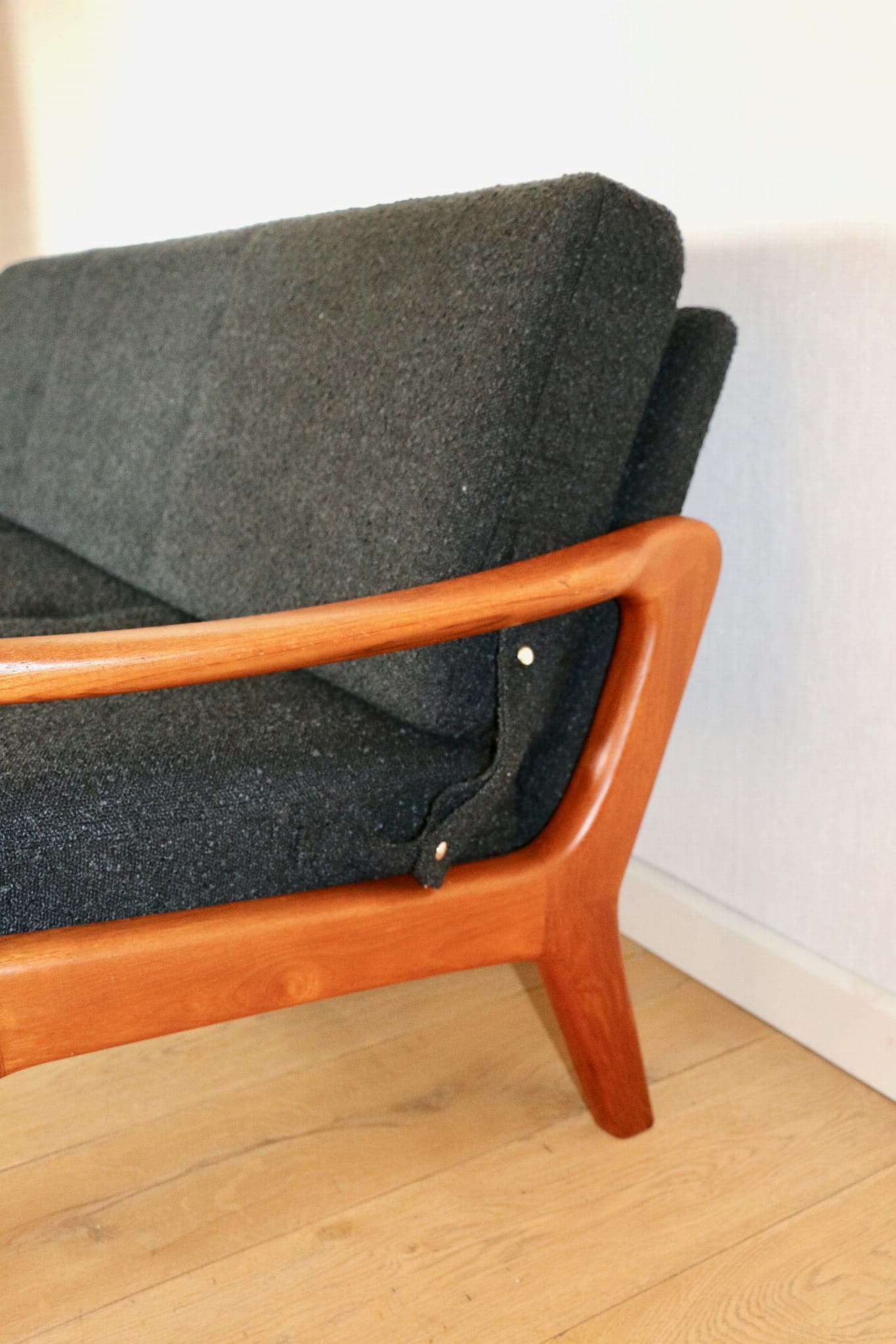 Sofa rozkładana, teak czarny bouclé, Dania, lata 70. - 107474