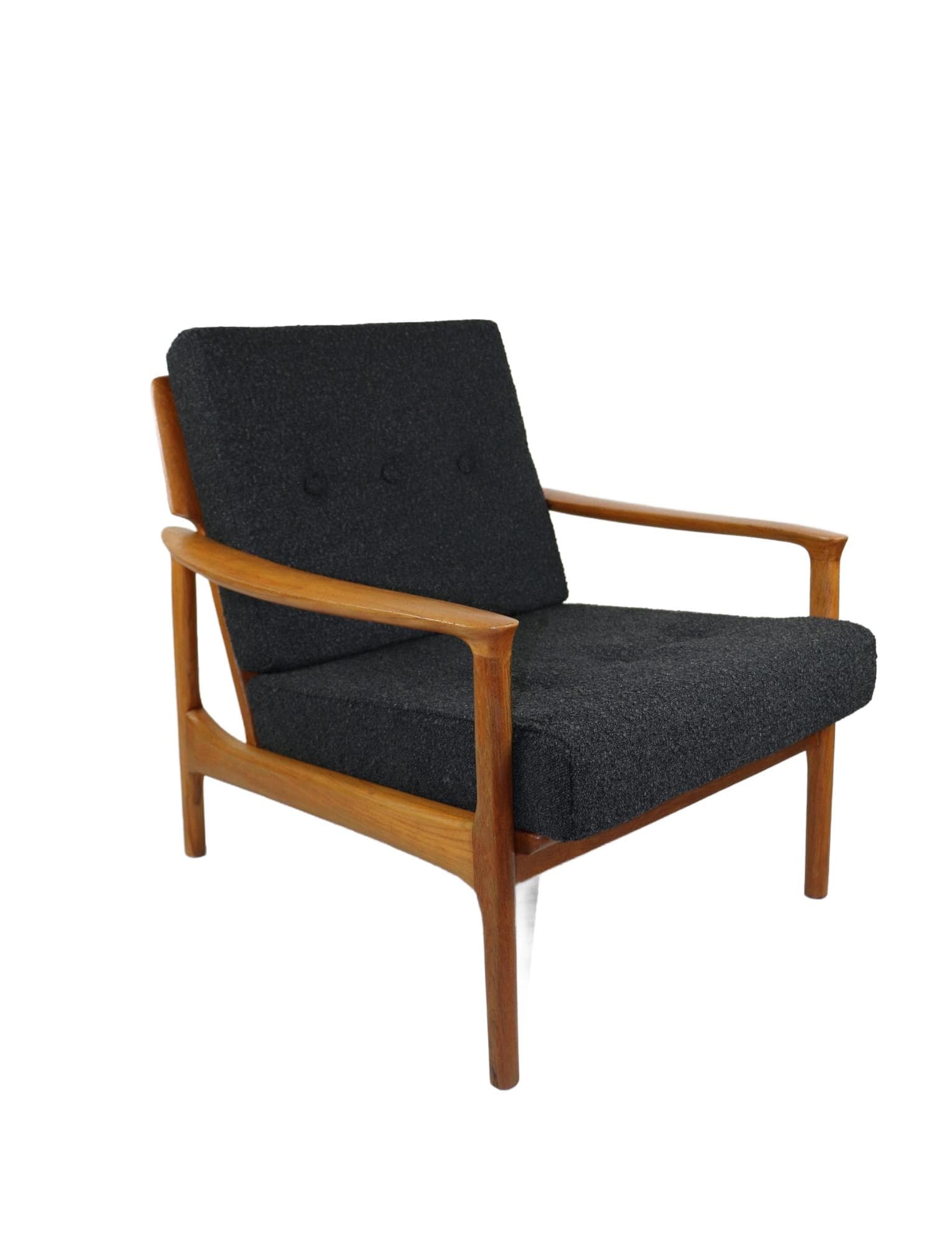 Fotel, czarny bouclé, teak, Dania, lata 70.