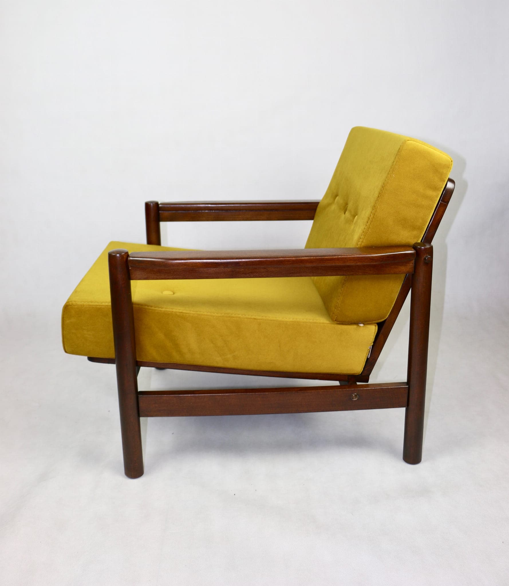Armchair, natural beech, green velvet, by Z. Bączyk, Poland, 1970s. - 107279