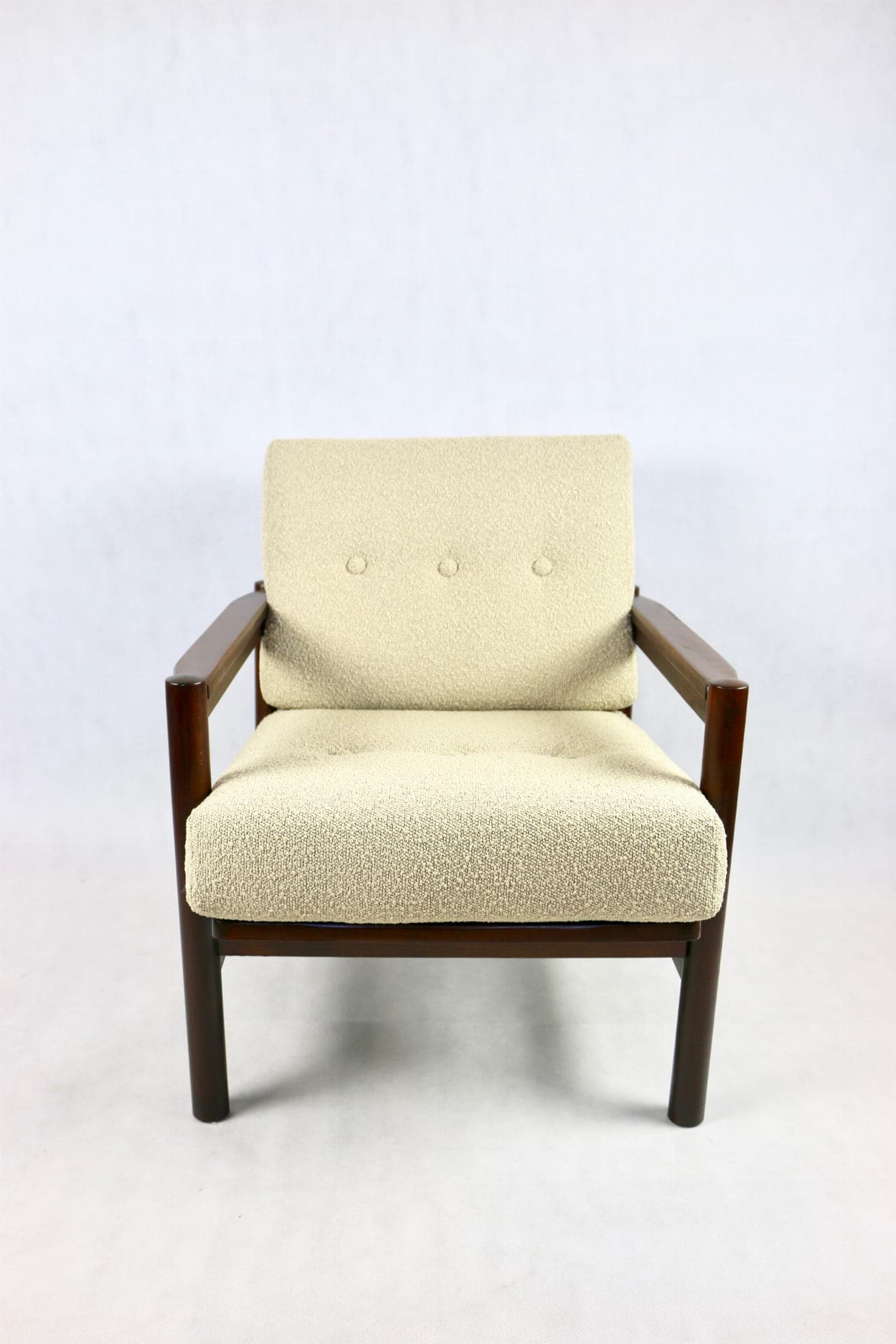 Armchair, beige bouclé, dark beech, by Z. Bączyk, Poland, 1970s. - 107132