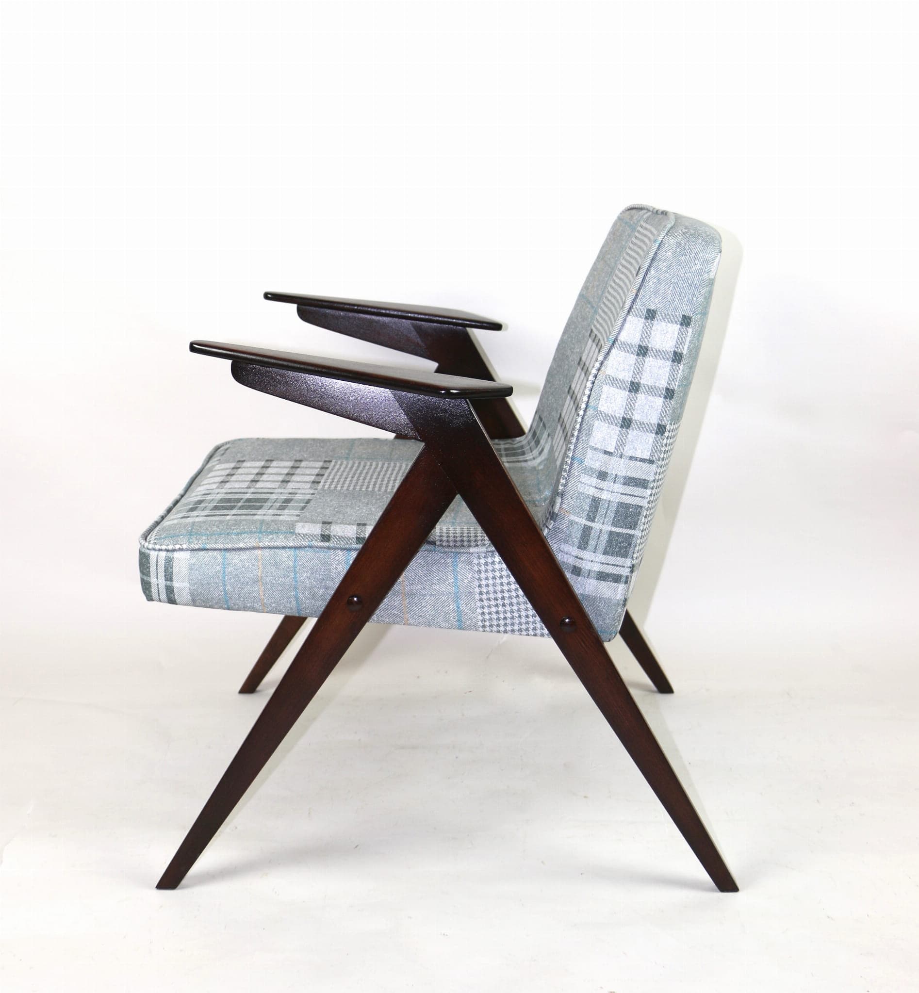 Armchair Bunny, grey, wood, 1970s. - 107128