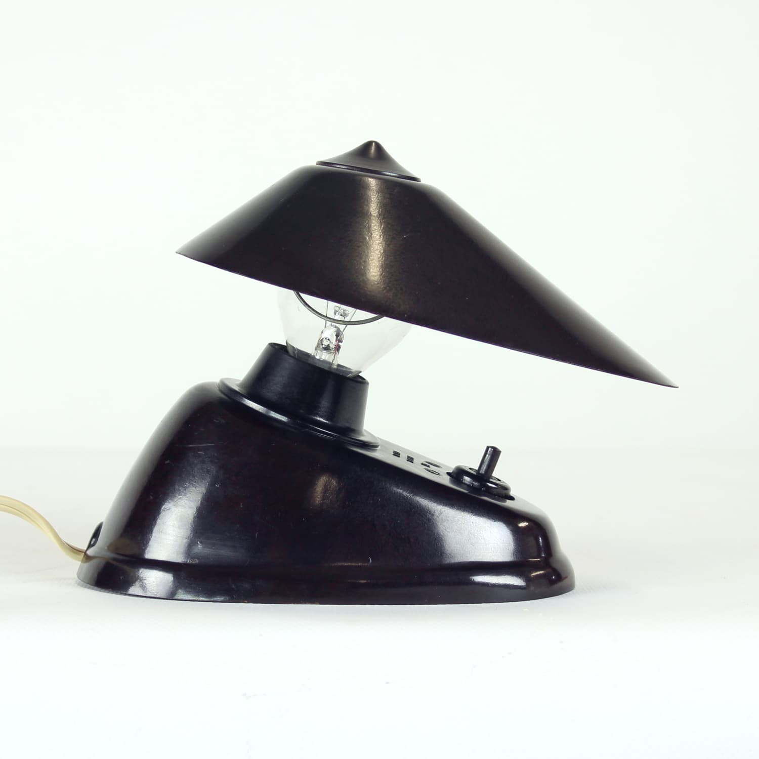 Lampa biurkowa Bauhaus, czarny bakelit, Czechosłowacja, lata 30. - 108309
