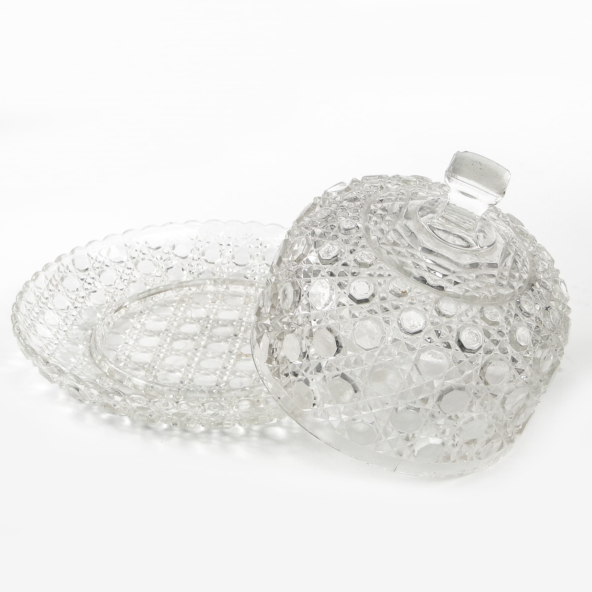 Pojemnik na ser lub masło Art Deco, szkło prasowane, Czechosłowacja, lata 50. - 108931