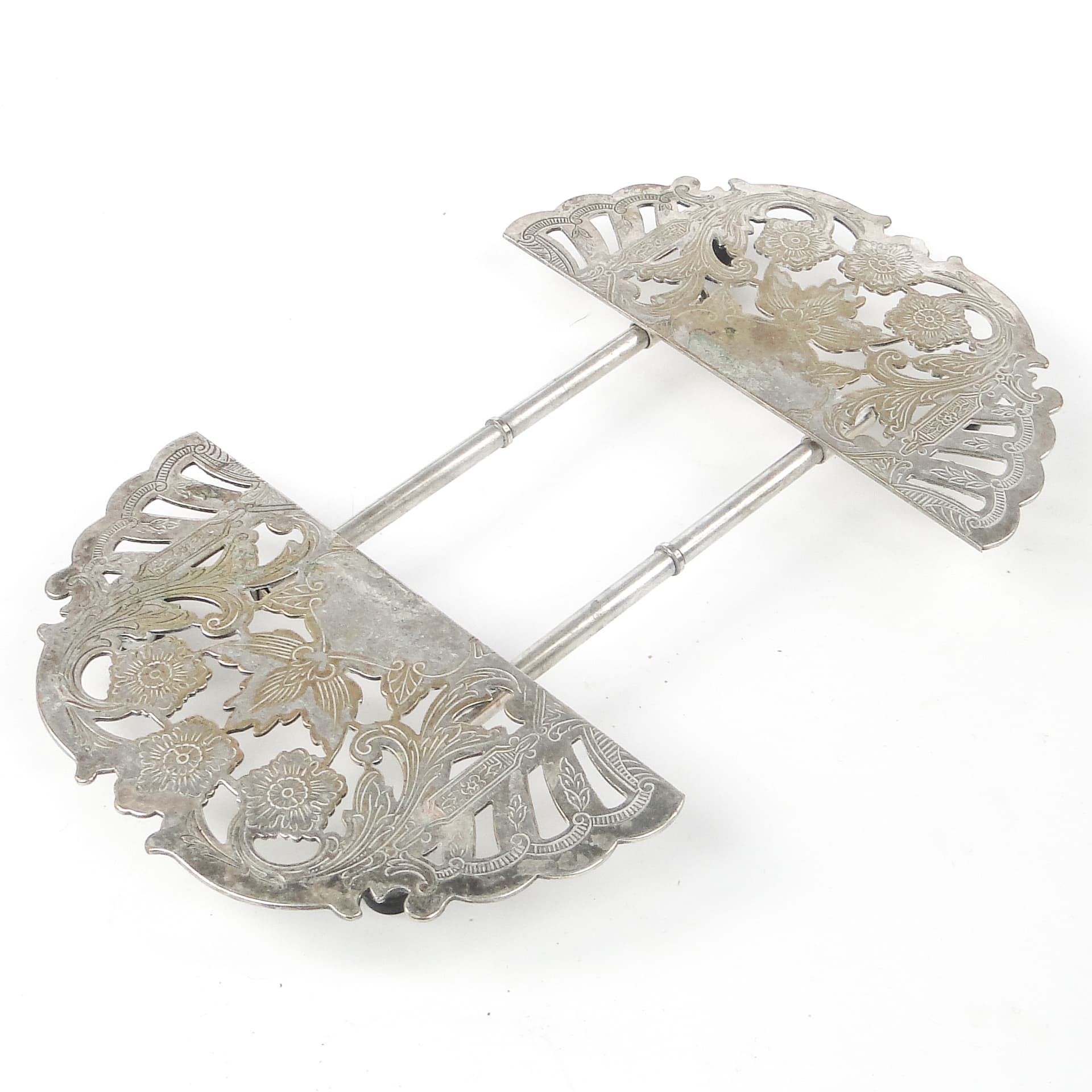 Taca pod gorące naczynia Rococo, mosiądz srebrzony, Dania, lata 60. - 108951