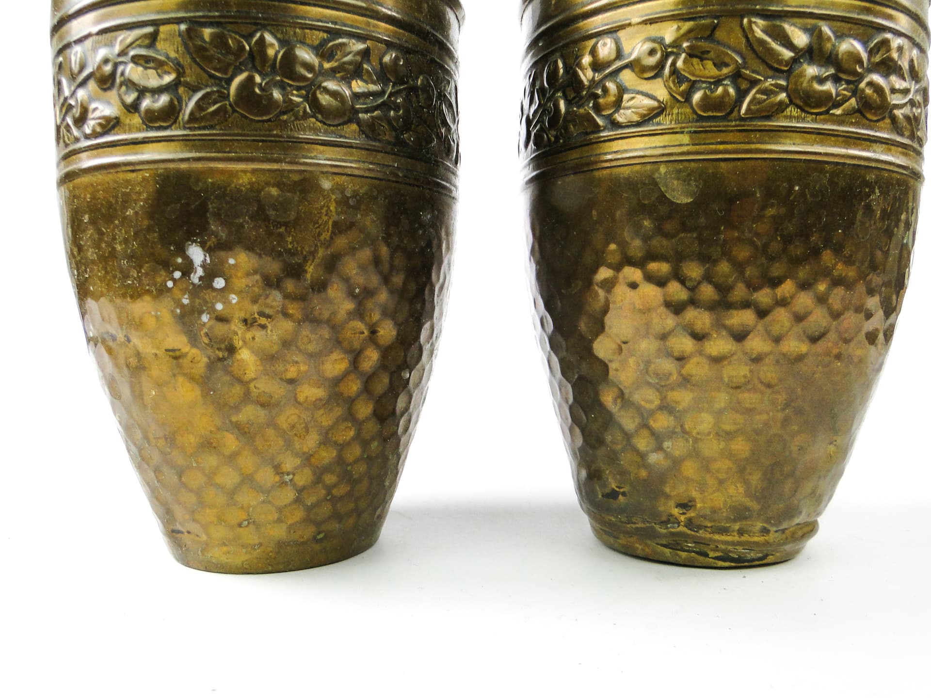 pair of Art Nouveau amphorae, brass, France, early 20th c. - 109020