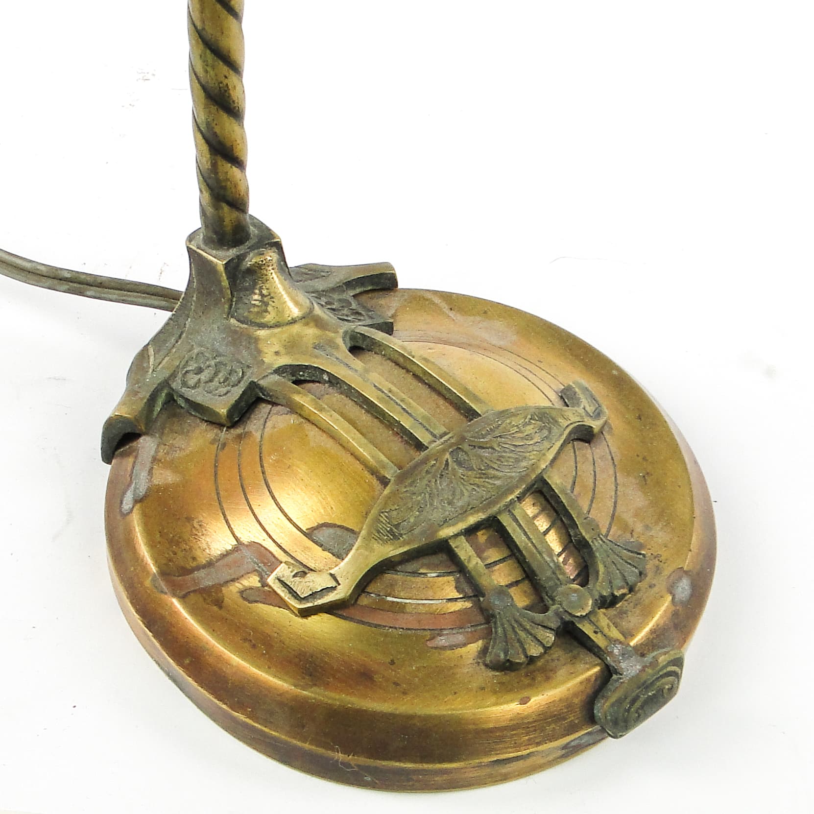 Table lamp, Art Nouveau, brass, iridescent glass, Germany, early 20th c. - 109347