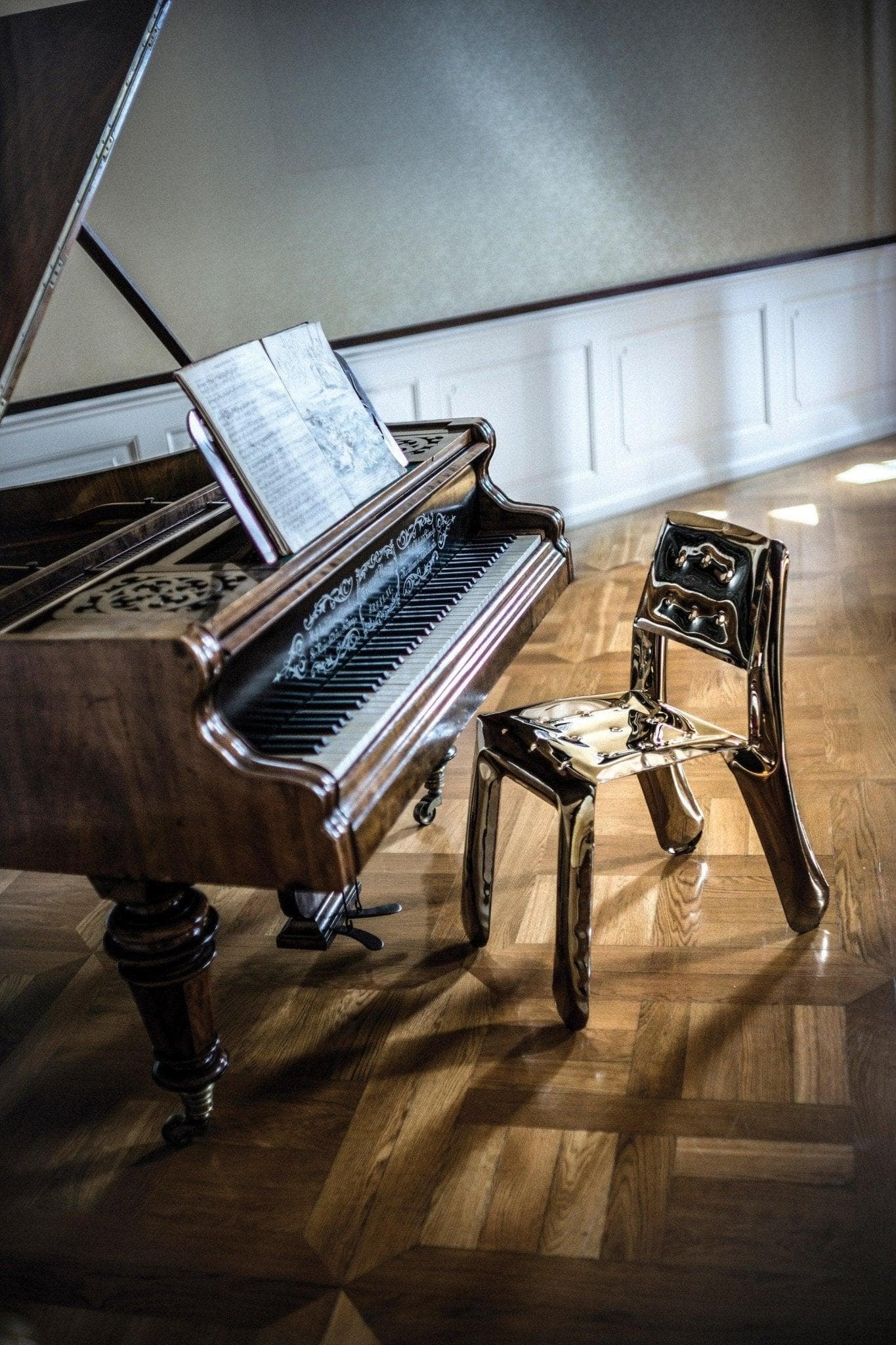 Krzesło CHIPPENSTEEL 0.5 złote, stal, Zieta Studio - 119910