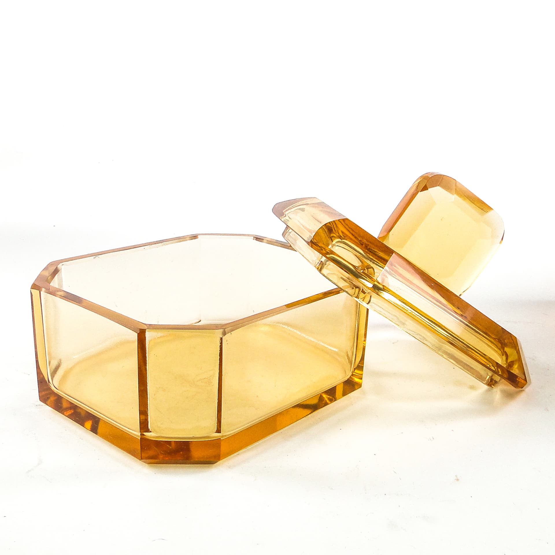 Art Deco bonbonniere, crystal, Moser, Czechoslovakia, 1930s. - 109842