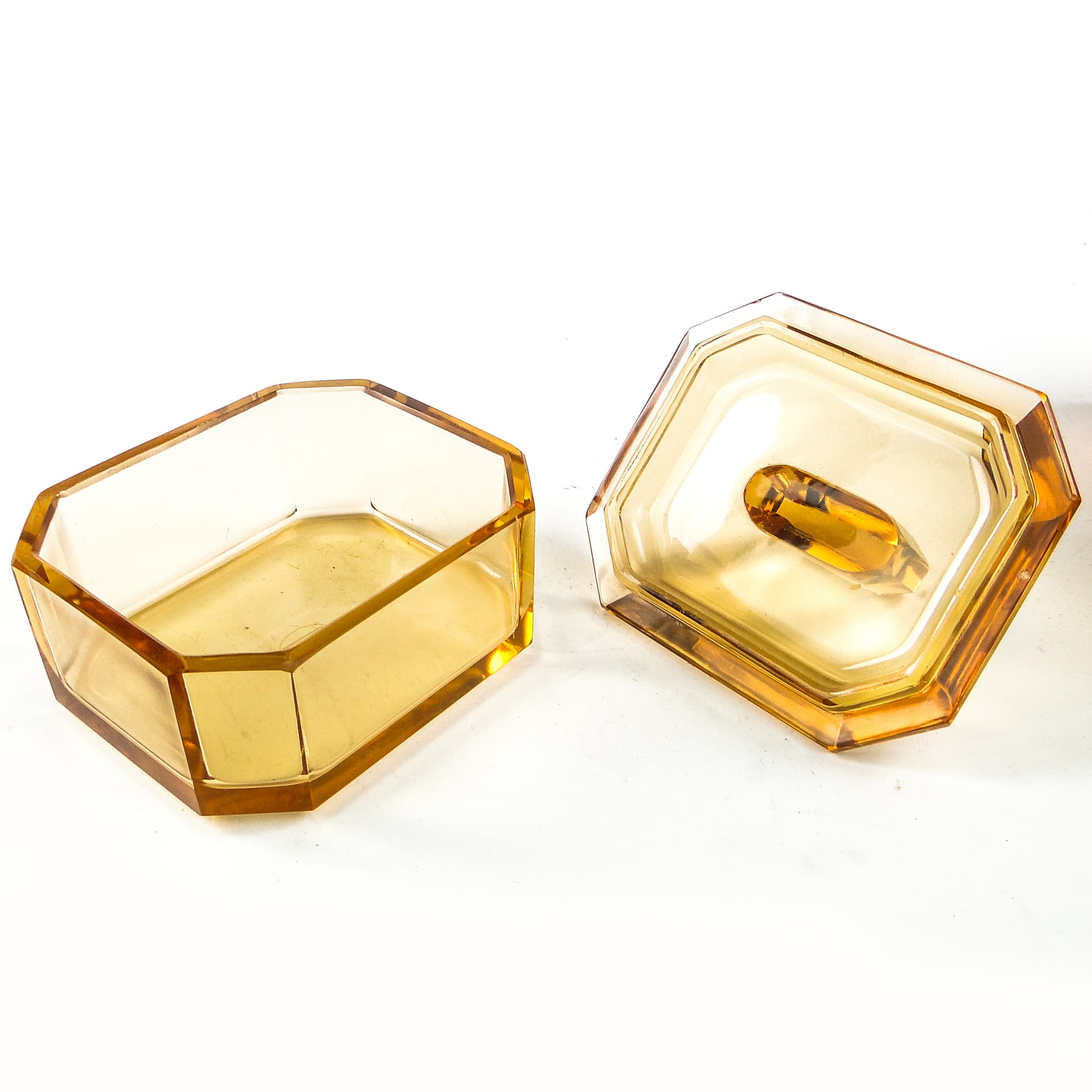 Art Deco bonbonniere, crystal, Moser, Czechoslovakia, 1930s. - 109844