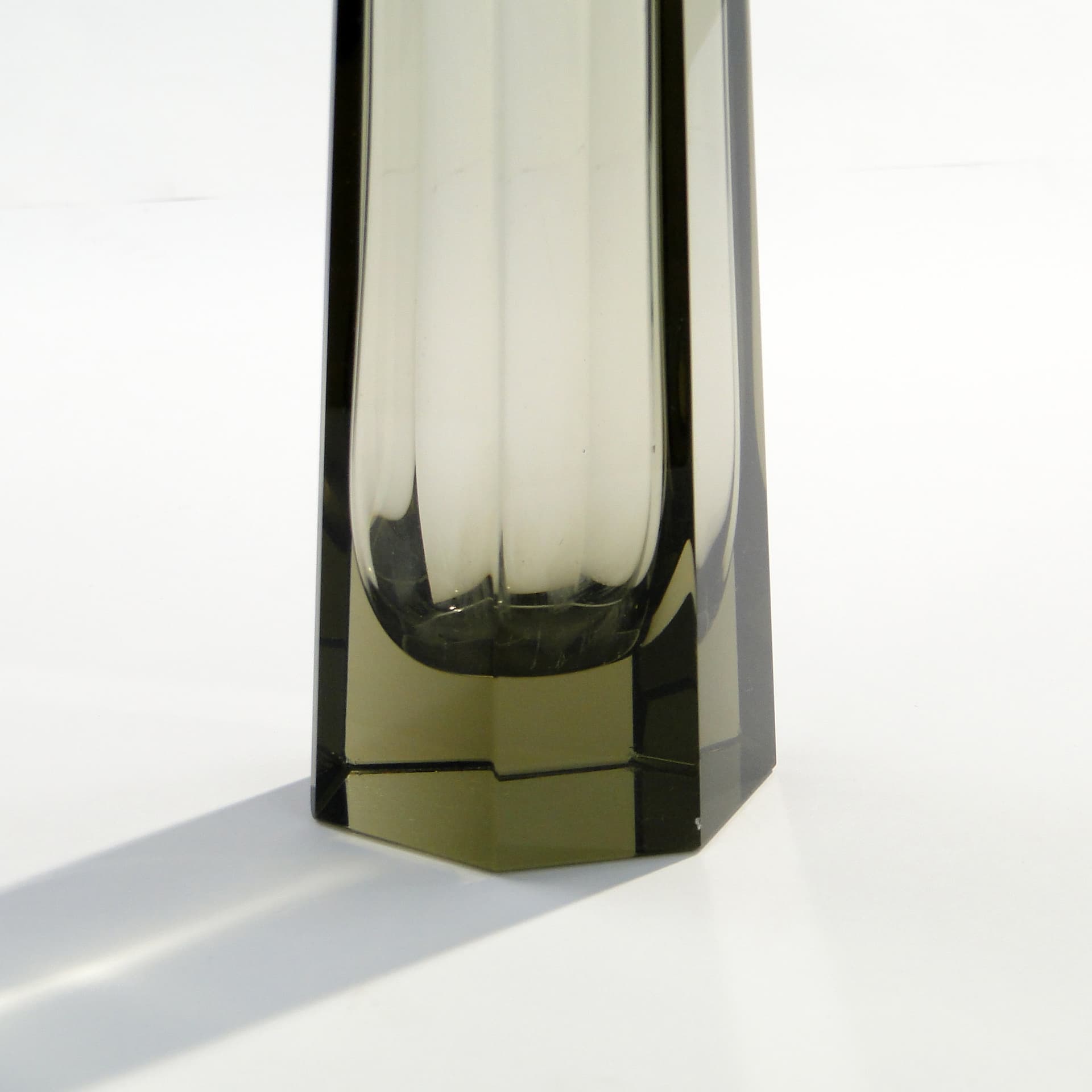 Wazon, zielony kryształ, Niemcy, lata 50. - 7844