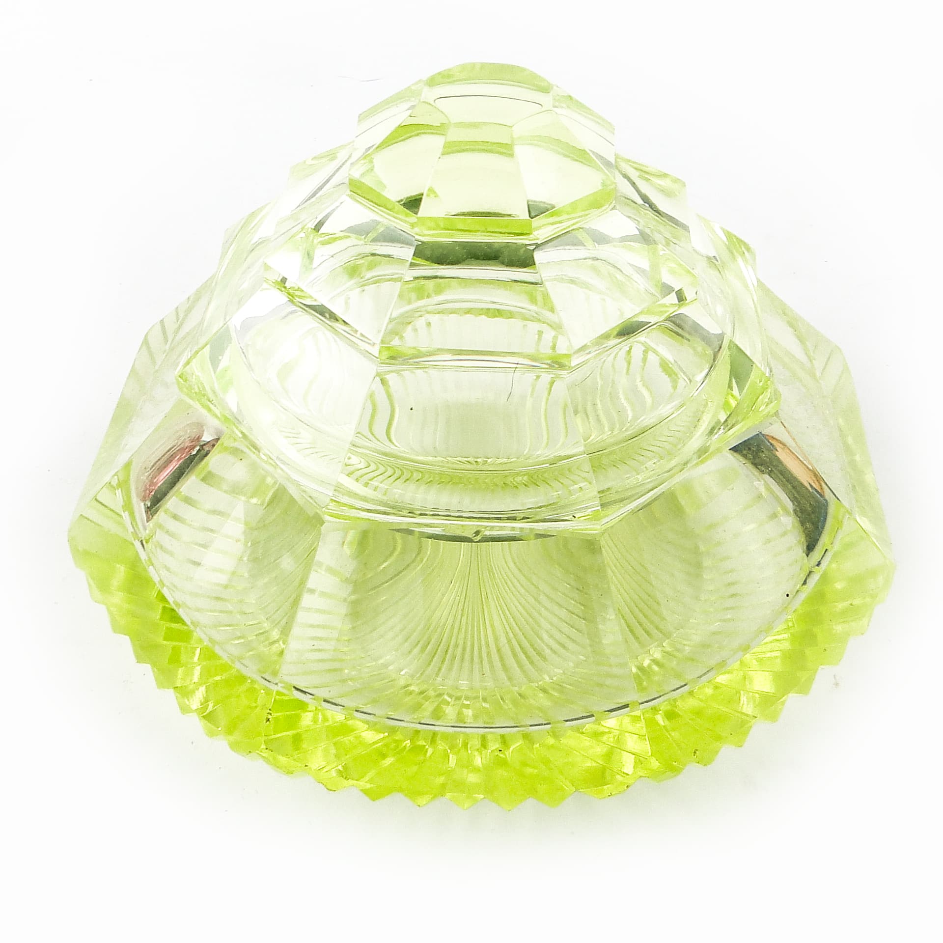 Art Deco bonbonniere, uranium glass, Poland, 1930s. - 110070