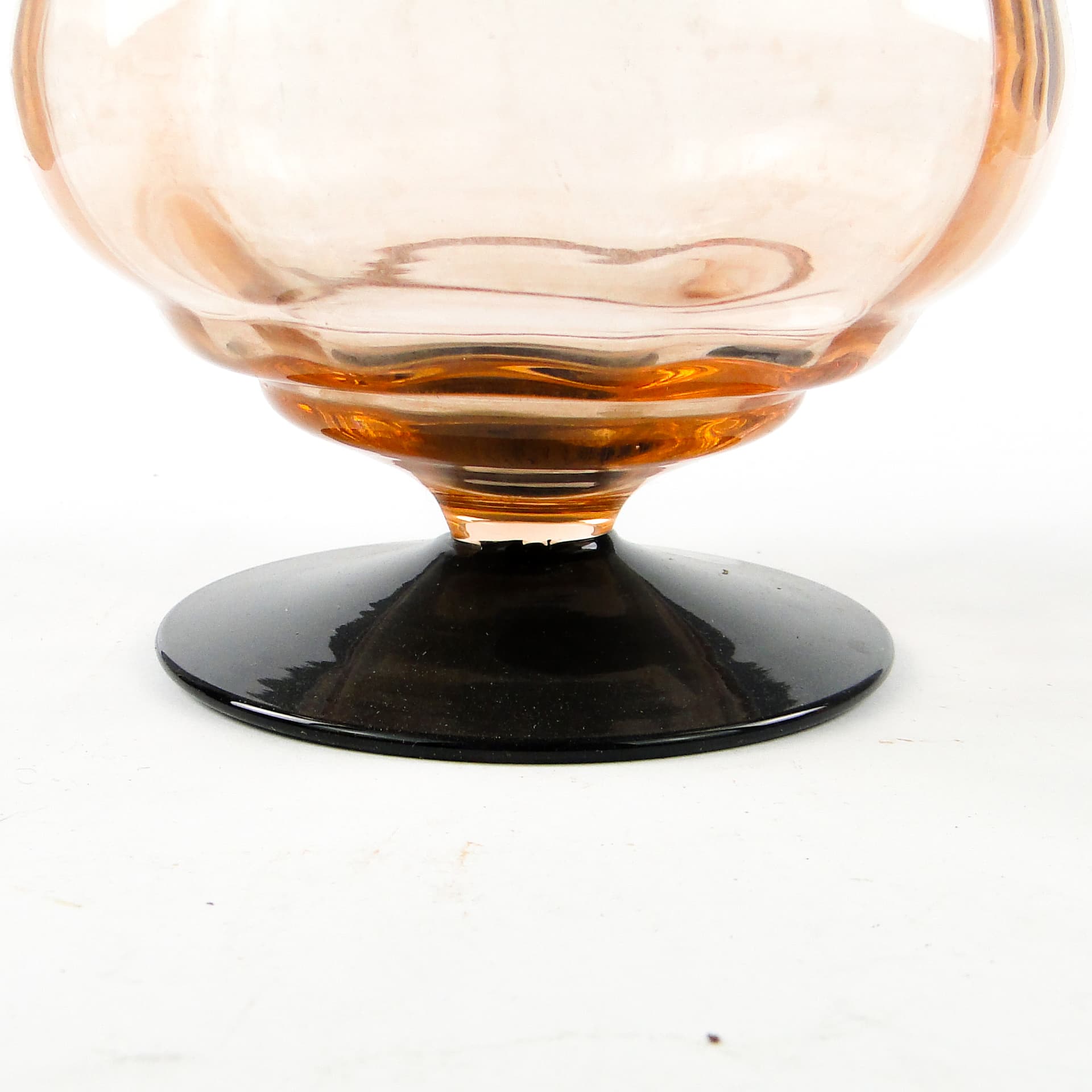 Karafka Art Deco, szkło rozalinowe, szkło hialitowe, Huta Hortensja, Polska, lata 30. - 110134