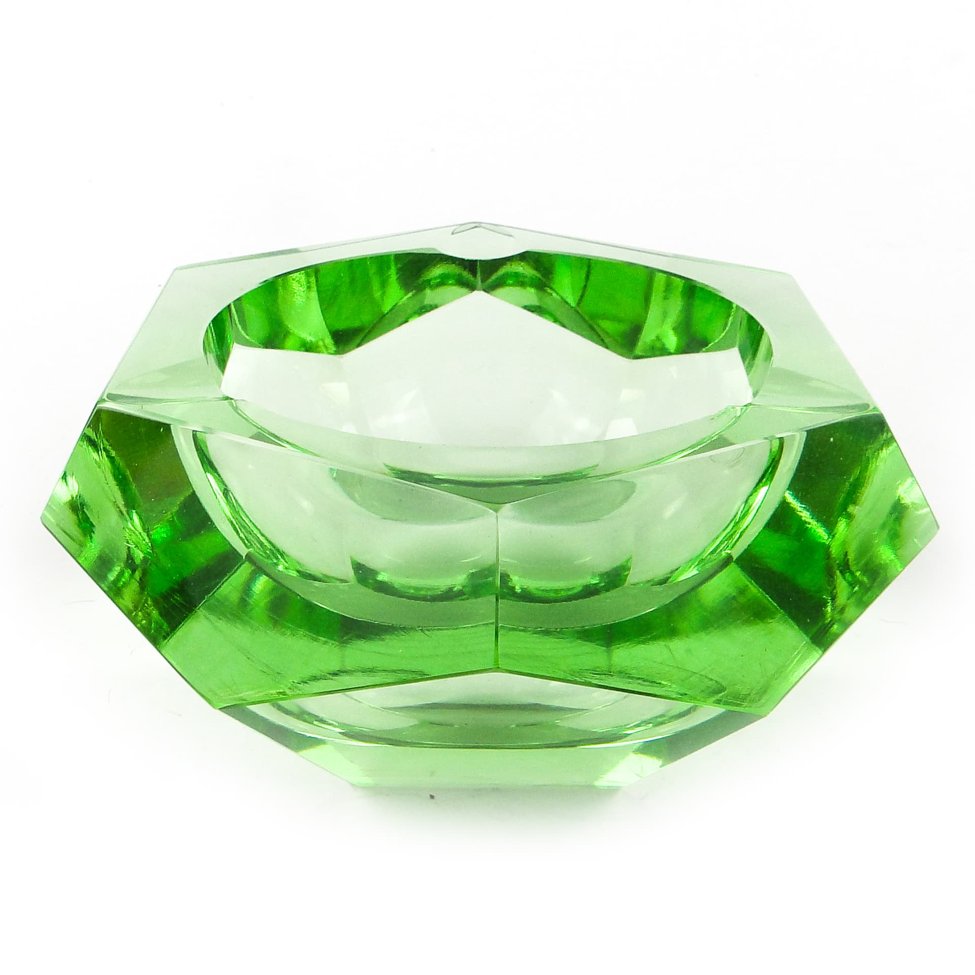 Art Deco ashtray, crystal, Bohemia, Czechoslovakia, 1950s. - 110156