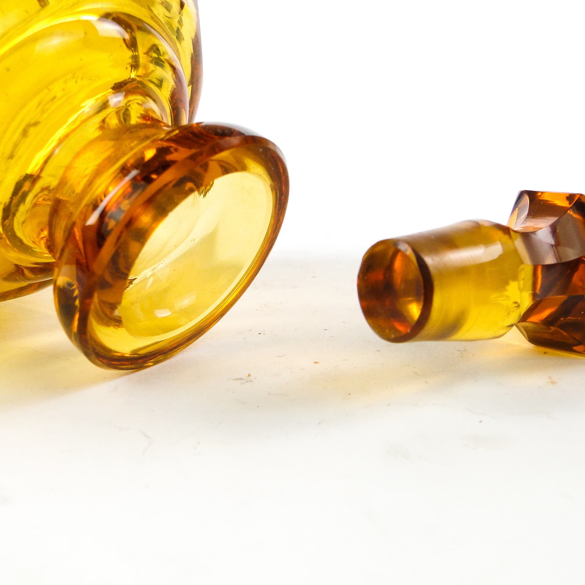 Art Deco decanter, crystal, Bohemia, Czechoslovakia, 1930s. - 110446