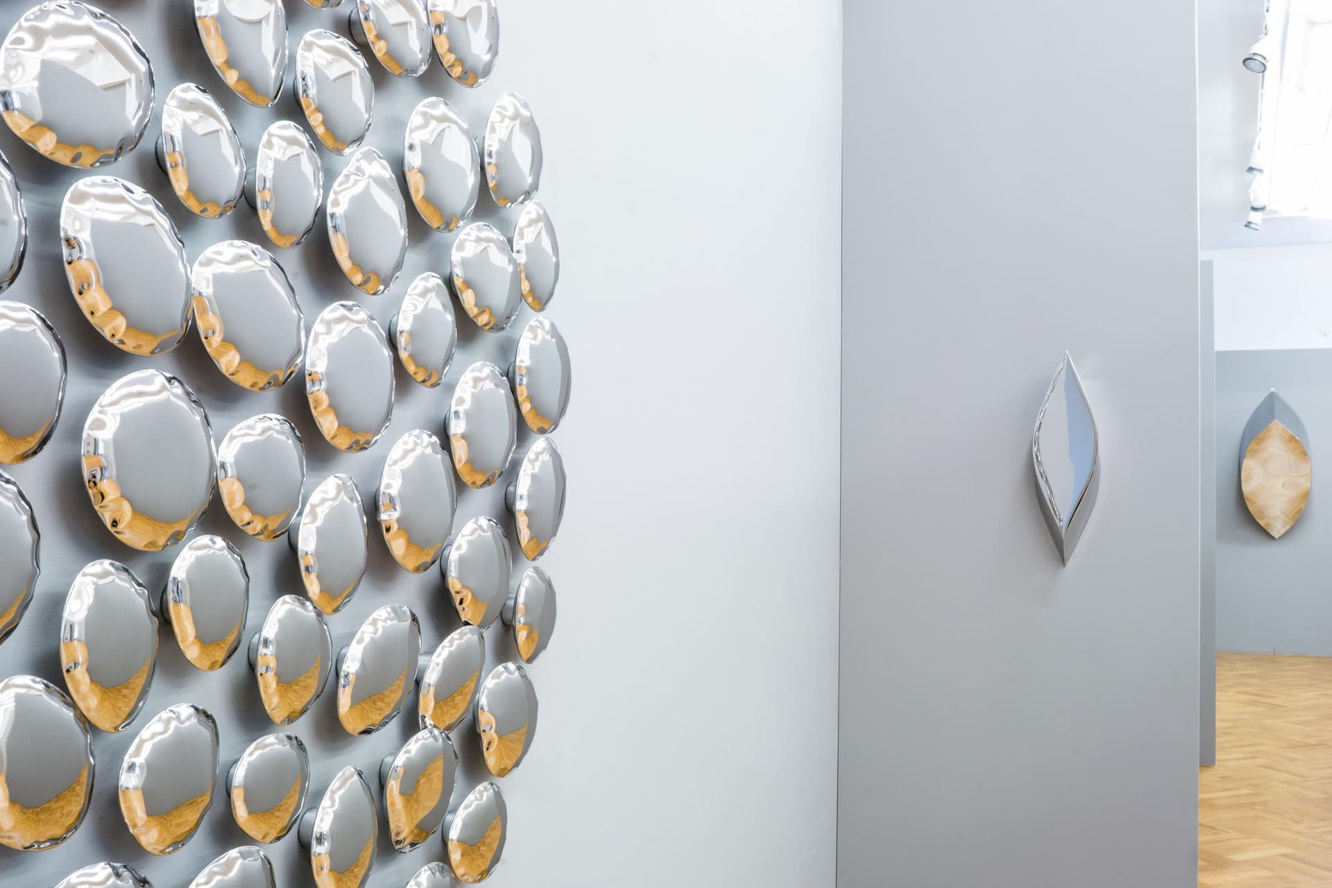 LEZKA wall mirror silver 121 cm, Zieta Studio - 118781