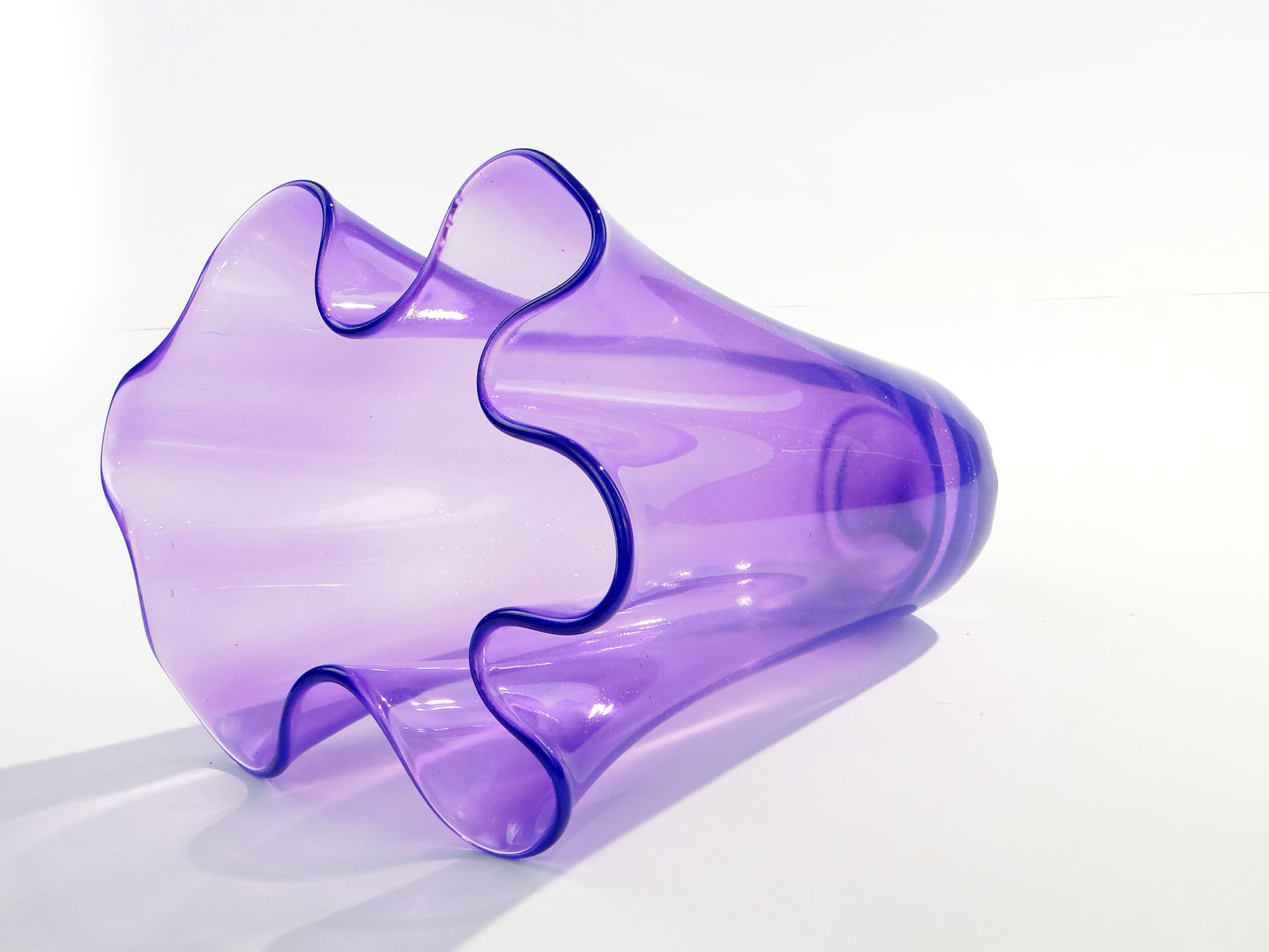 Wazon Chusta, fiolet, szkło, Polska, lata 80. - 7917