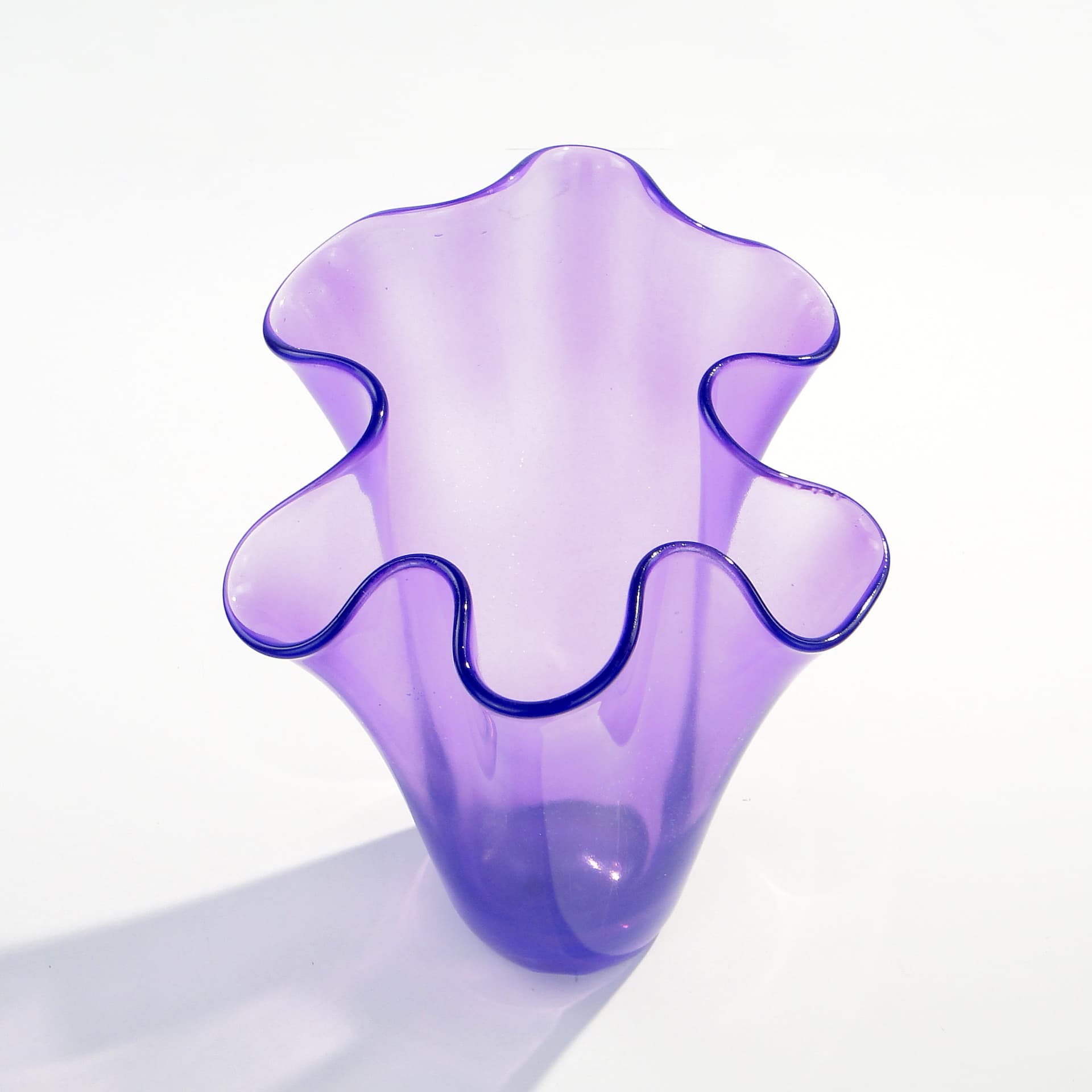 Wazon Chusta, fiolet, szkło, Polska, lata 80. - 7912