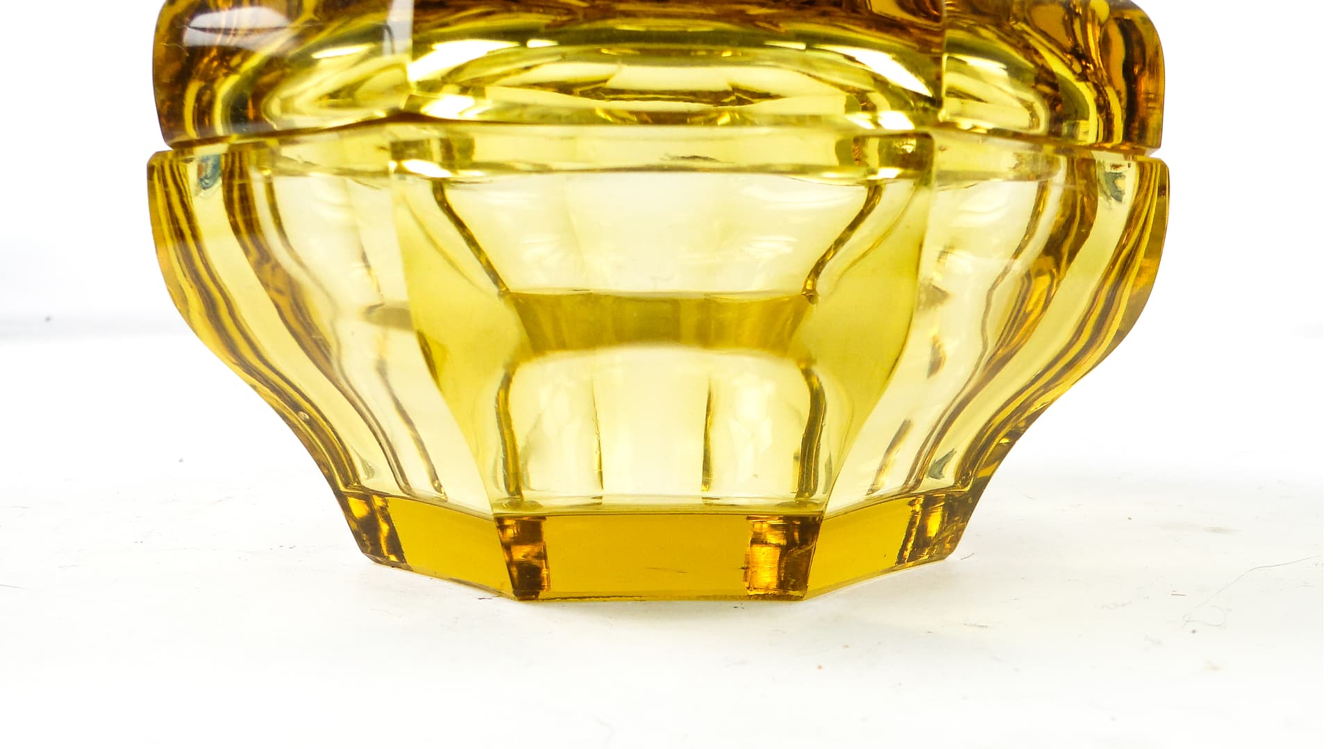 Art Deco bonbonniere, crystal, Moser, Czechoslovakia, 1930s. - 110524