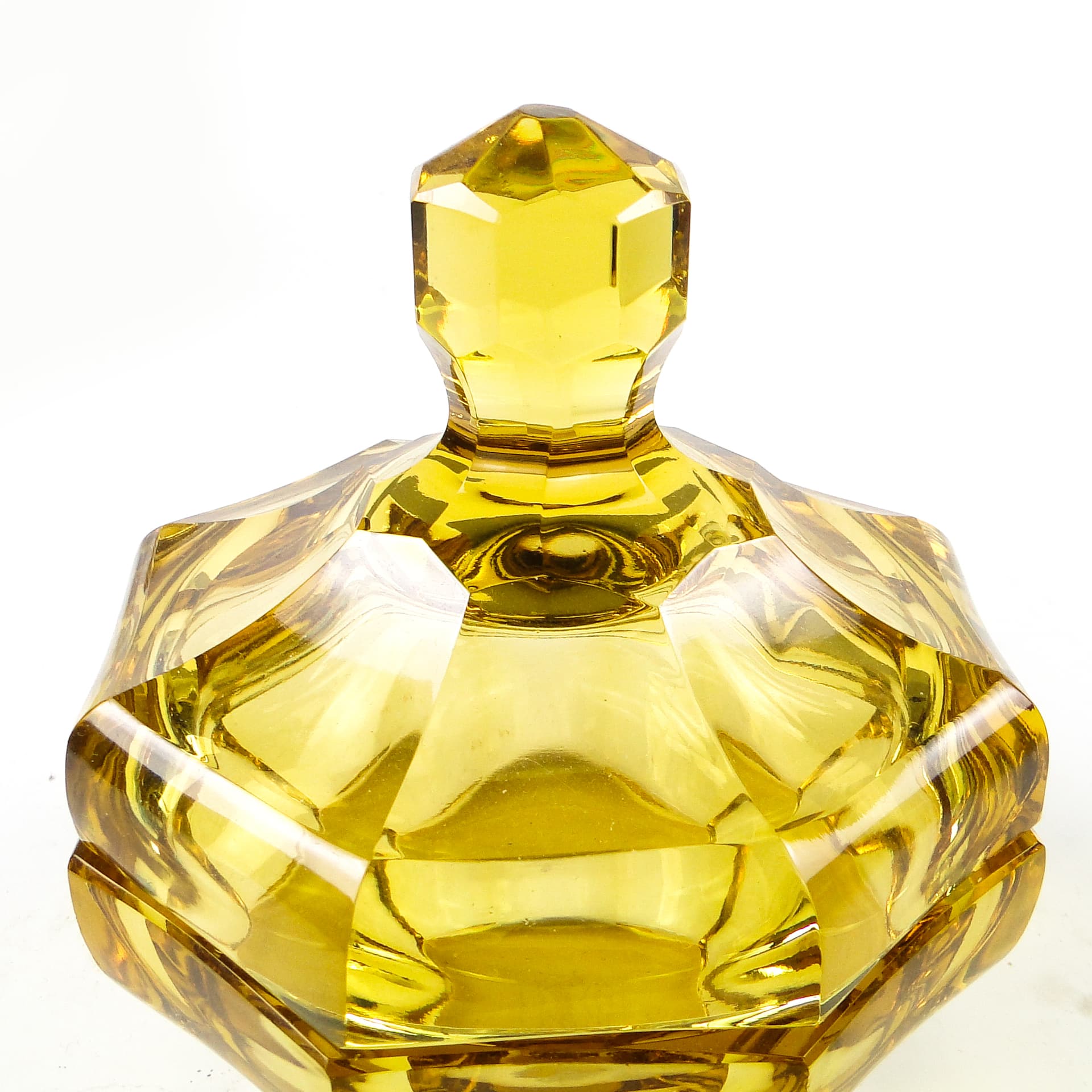 Art Deco bonbonniere, crystal, Moser, Czechoslovakia, 1930s. - 110526