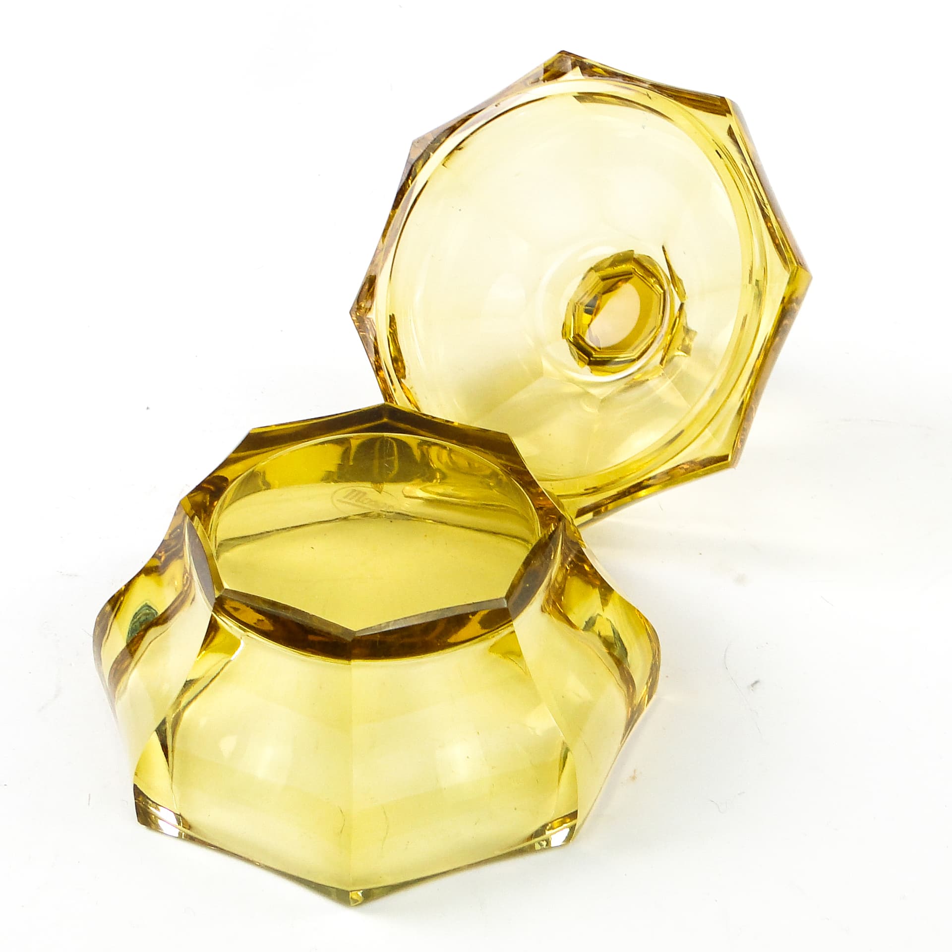 Art Deco bonbonniere, crystal, Moser, Czechoslovakia, 1930s. - 110527