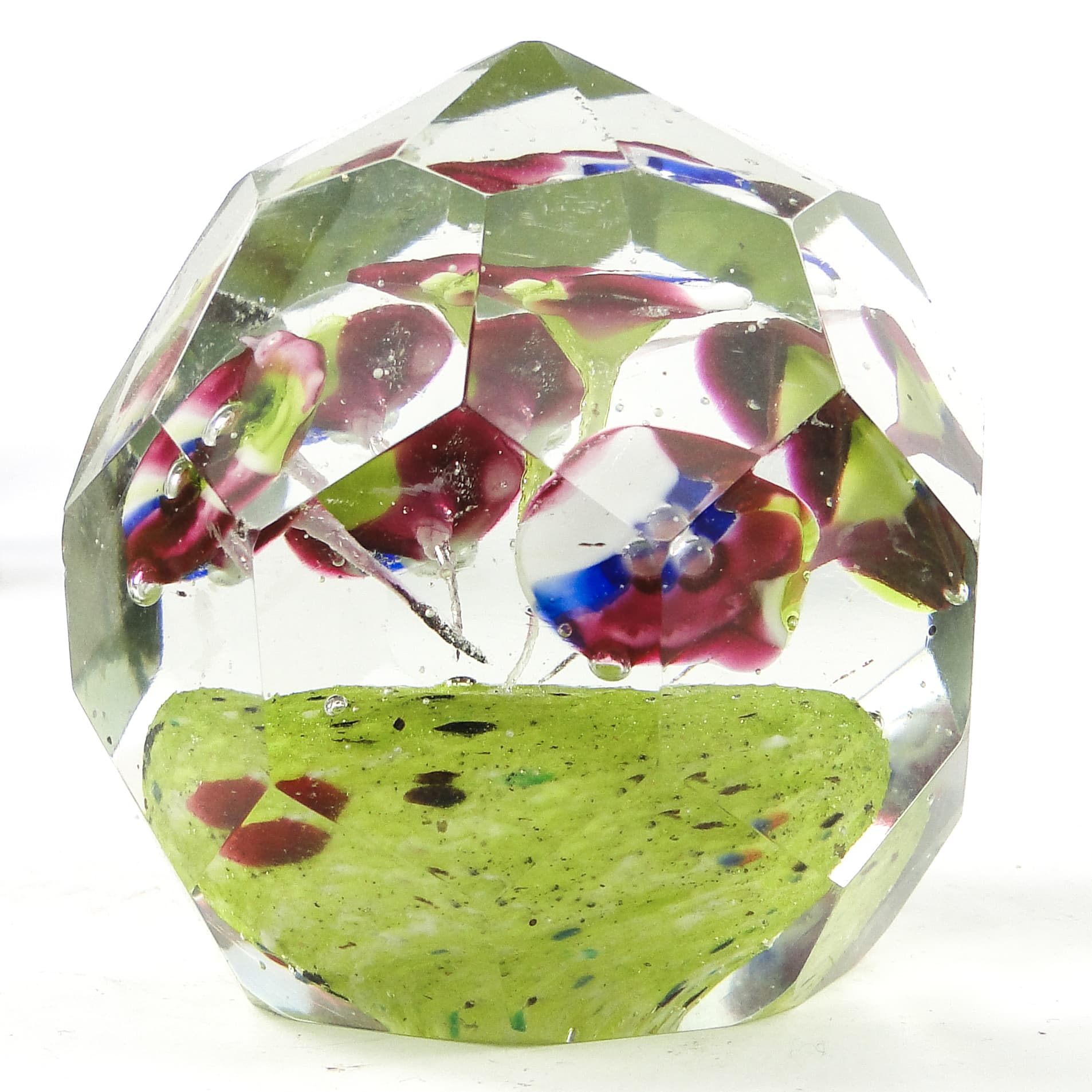 Paperweight, lead crystal, Bohemia, Czech Republic, 19th c. - 110653