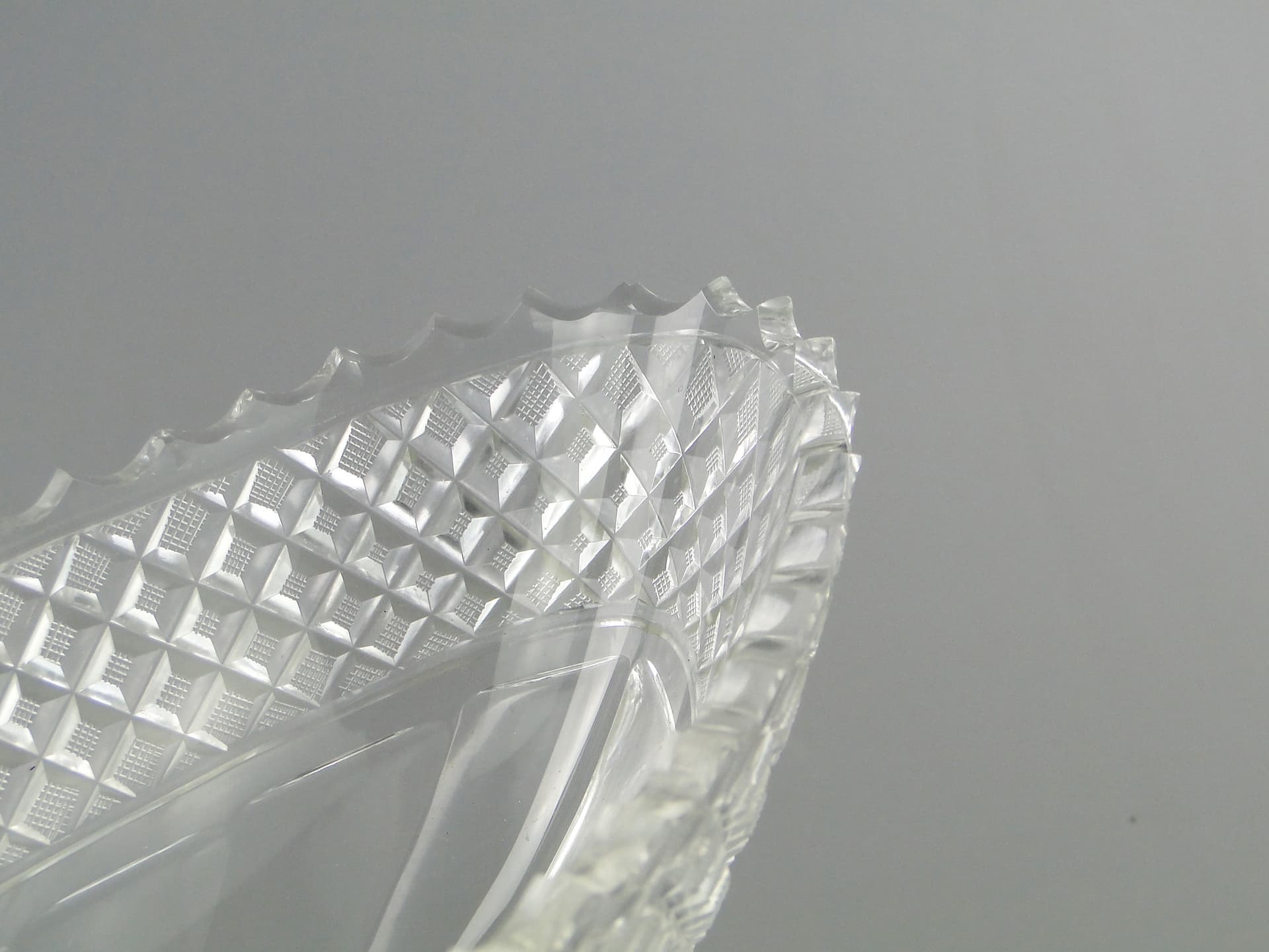 Wazon żardiniera, kryształ transparentny, Baccarat, Francja, początek XX w. - 7940