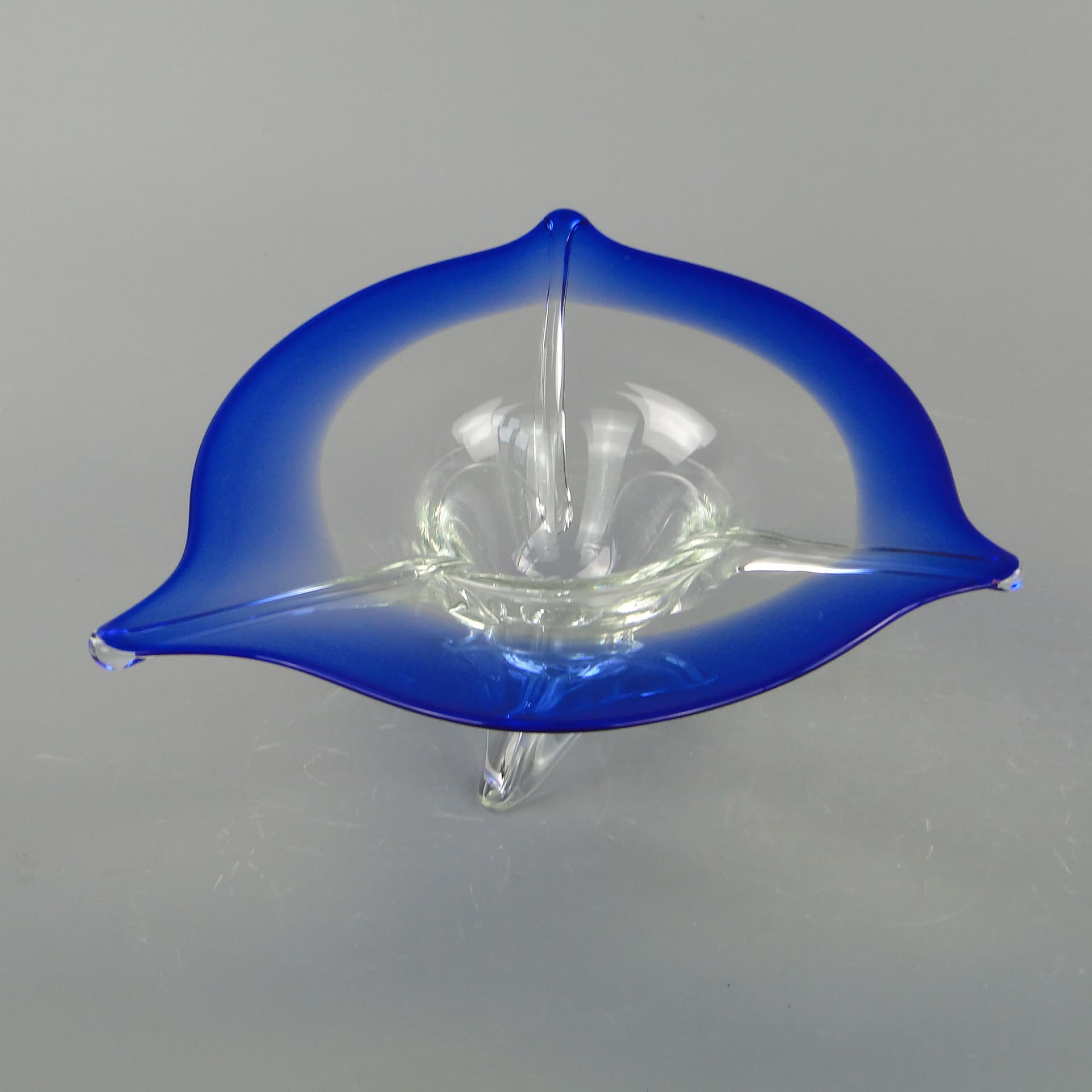 Patera, szkło transparent, proj. J. Hospodka, Czechy, lata 60. - 8004