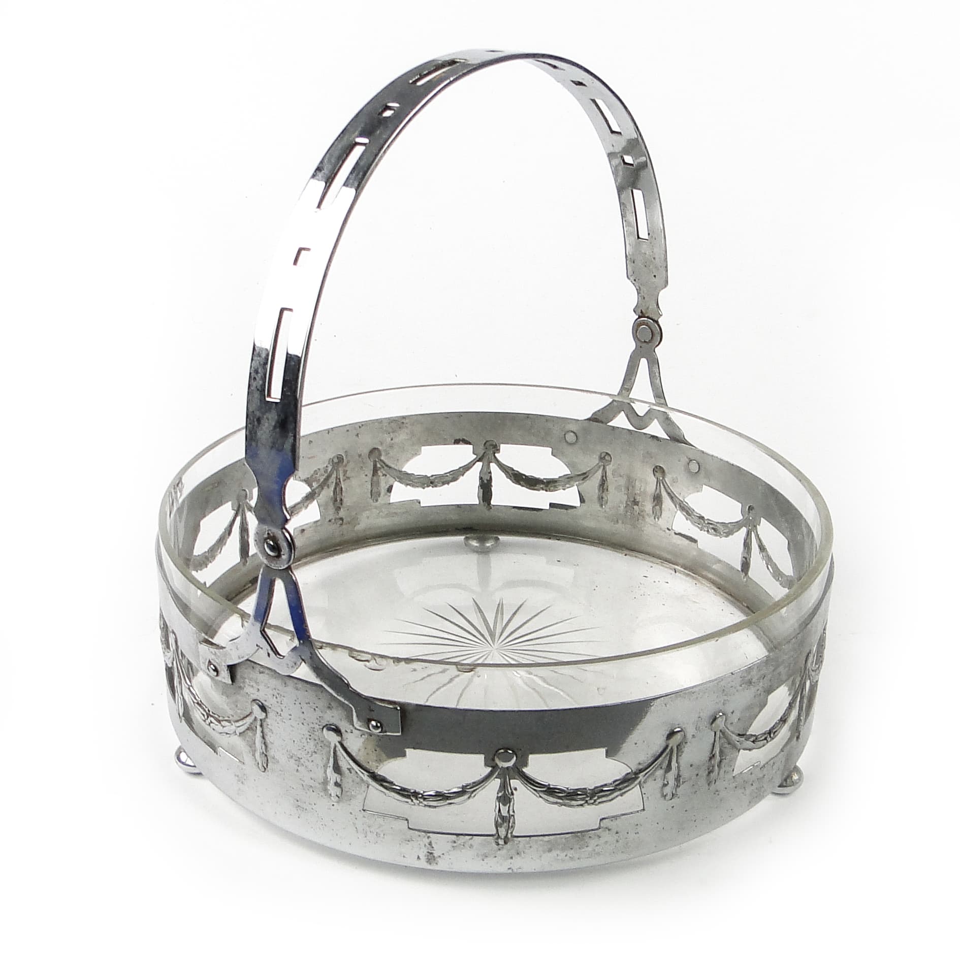 Art Nouveau fruit basket, chrome-plated brass, glass, Germany, early 20th c. - 111443